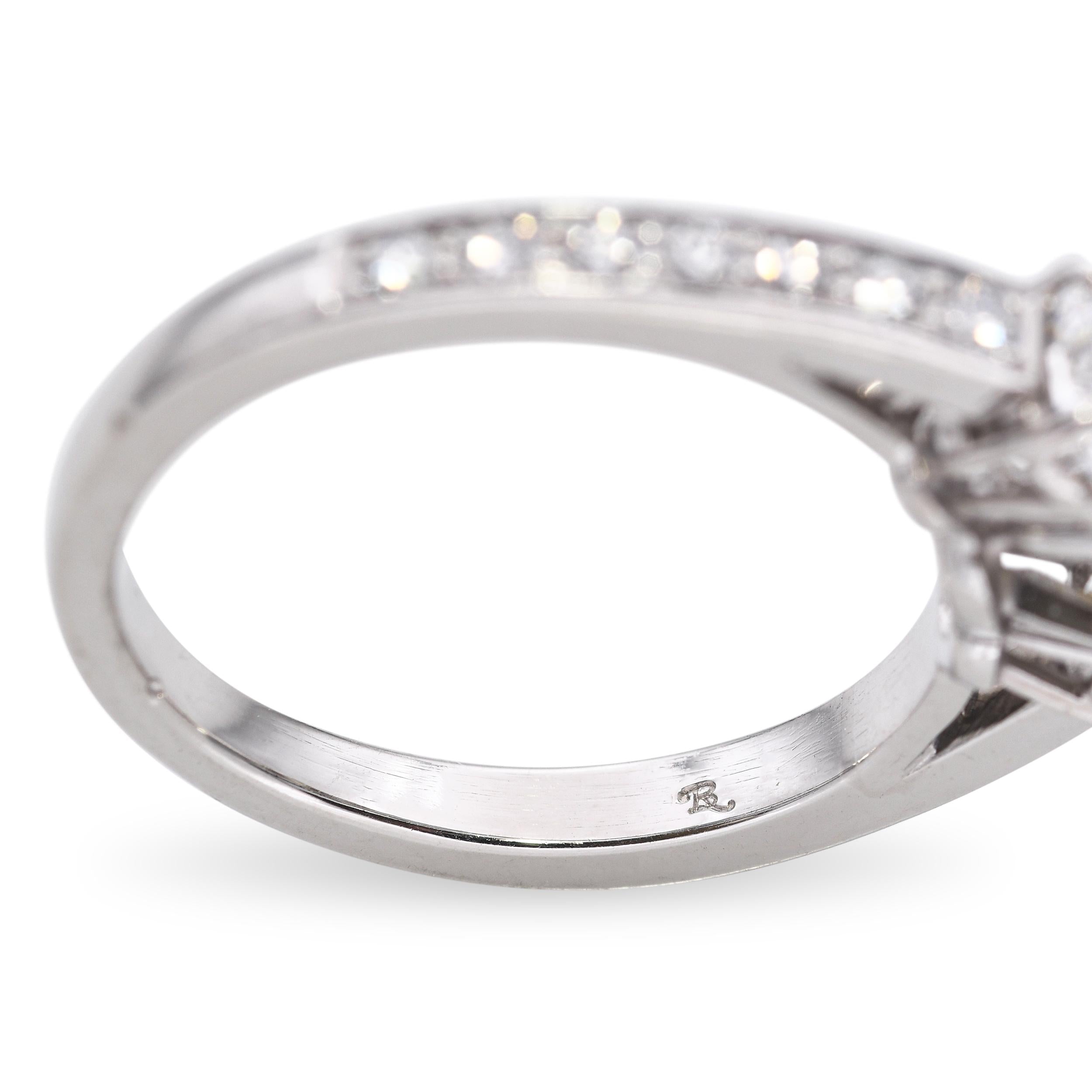 Platinum 1.31tcw Diamond and Fancy Greenish-Yellow Diamond 3-Stone Ring