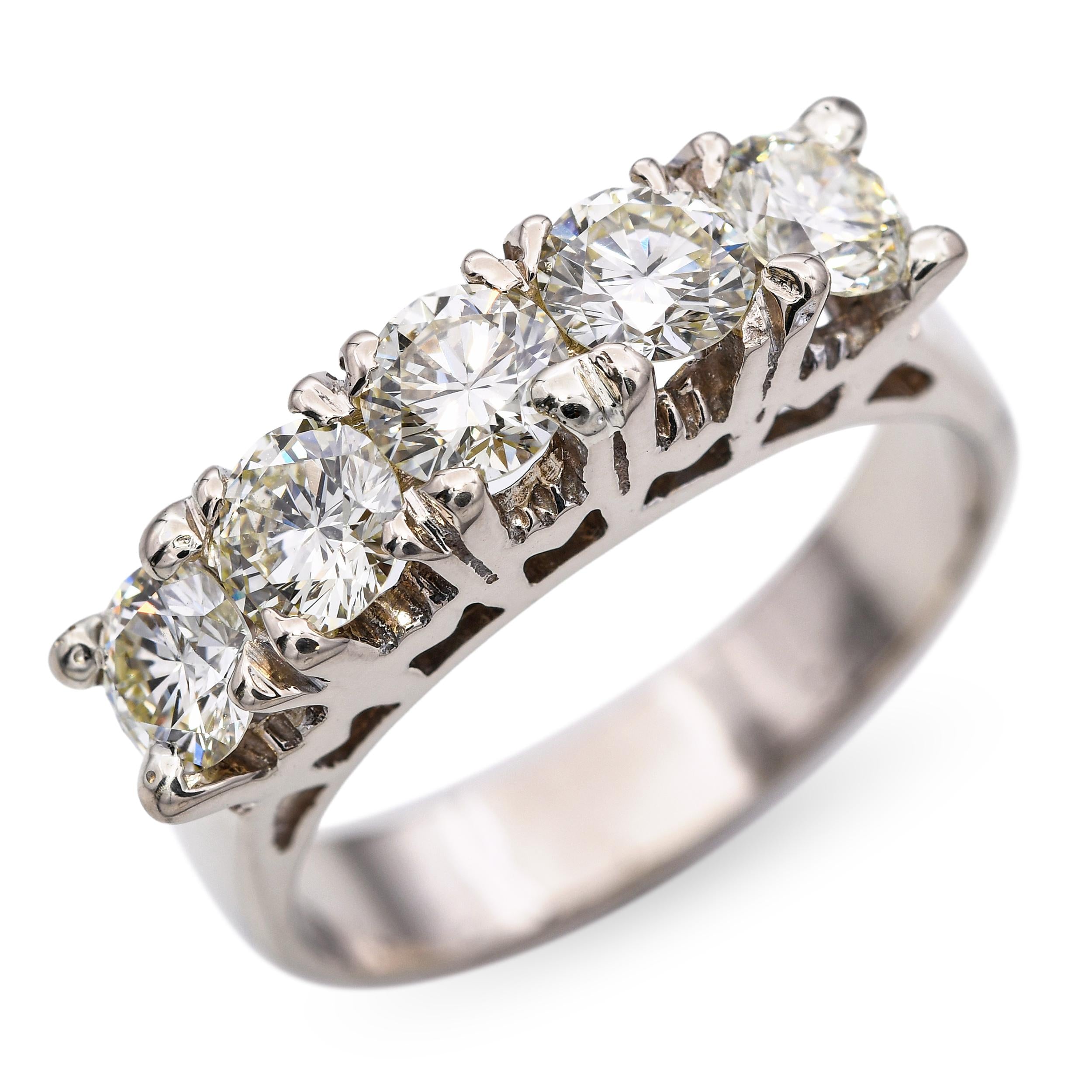 Vintage 17k White Gold 1.45tcw Diamond Wedding Band Ring