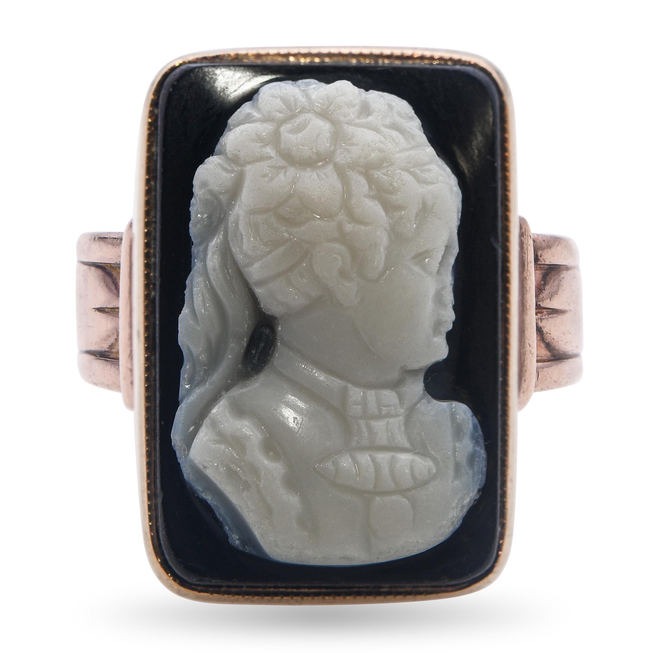 Antique 9k Rose and Yellow Gold Hardstone Cameo Ring