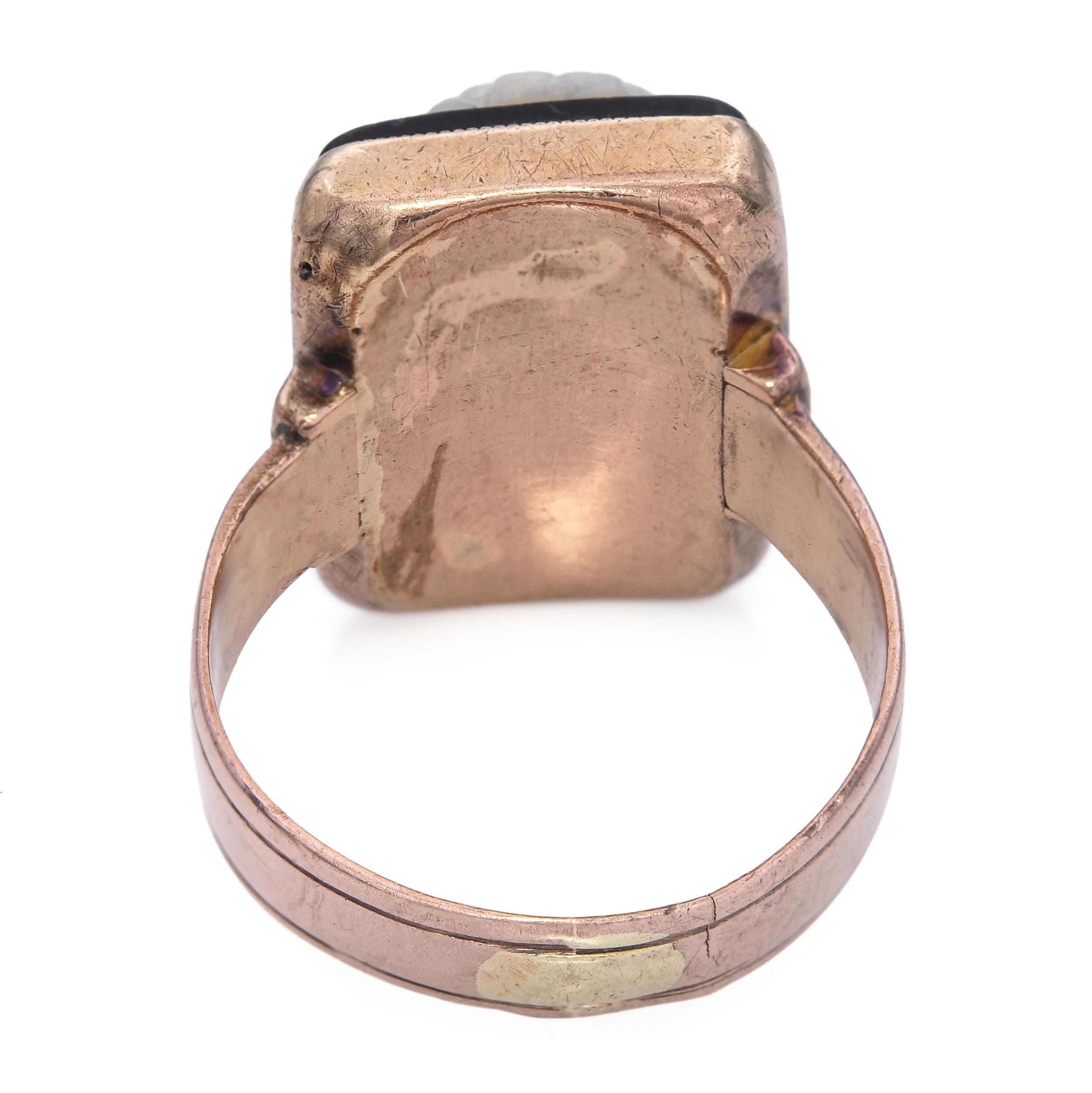 Antique 9k Rose and Yellow Gold Hardstone Cameo Ring
