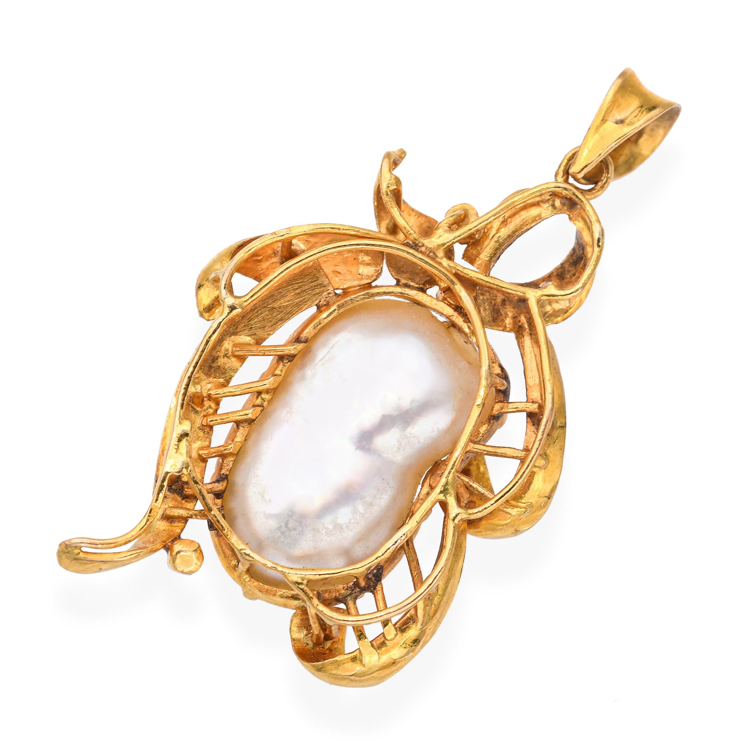 Vintage 21k Yellow Gold Baroque Pearl Pendant