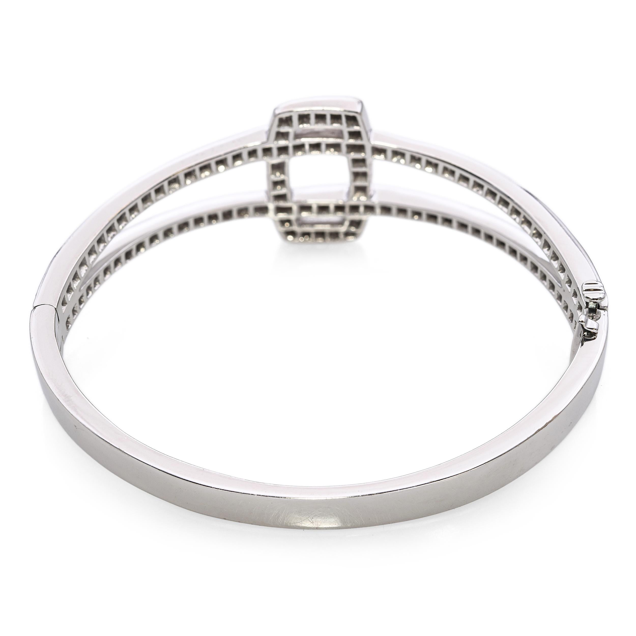 Kwiat 18k White Gold 2.12tcw Diamond Hinged Bracelet