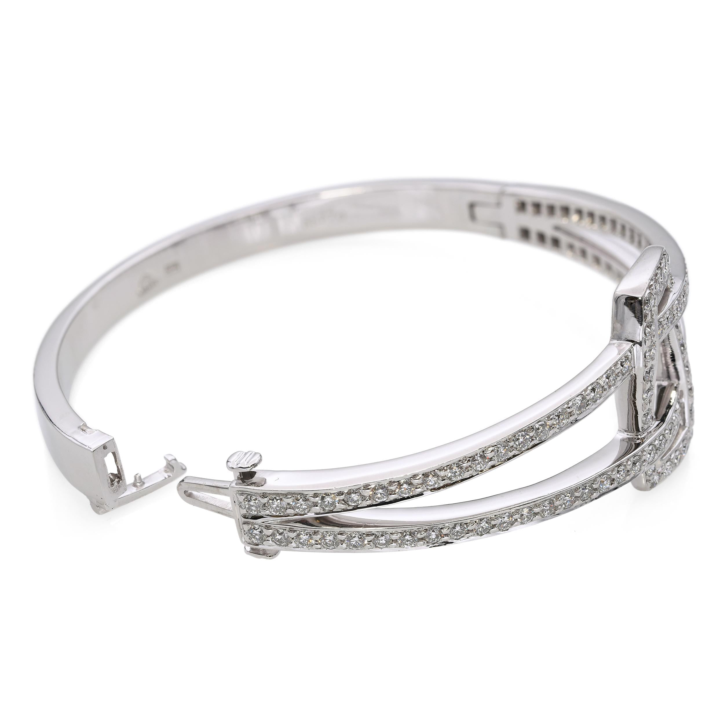 Kwiat 18k White Gold 2.12tcw Diamond Hinged Bracelet