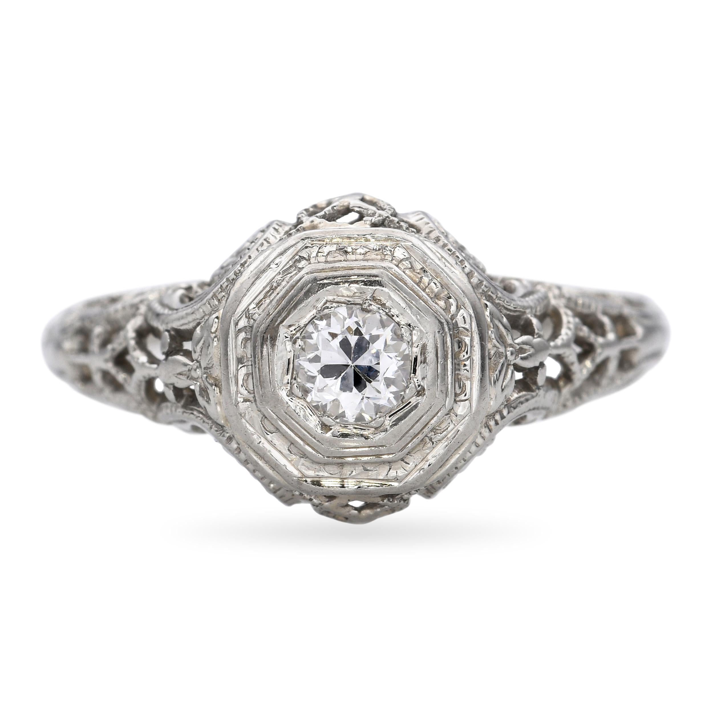 Vintage 18k White Gold Diamond Filigree Ring