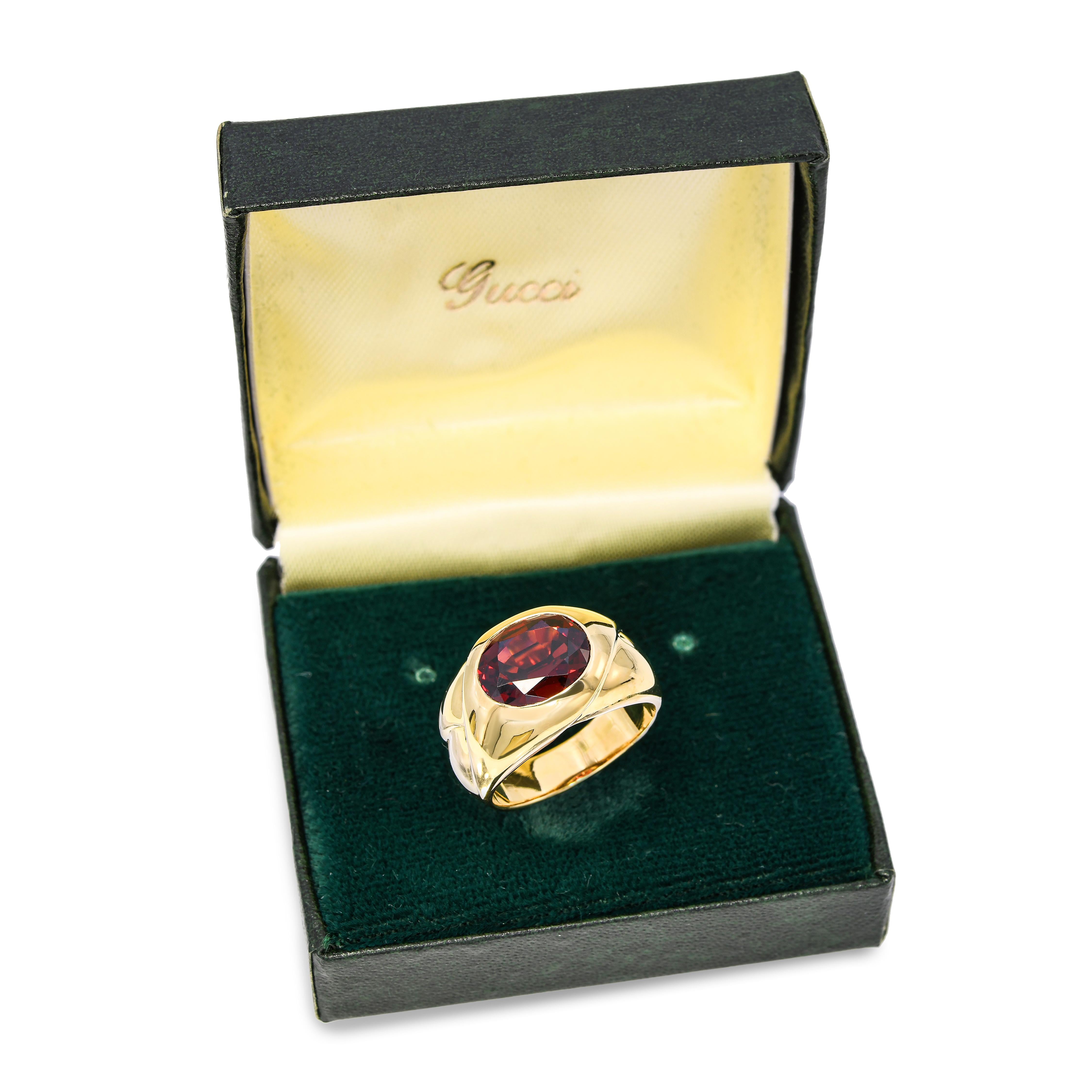 Vintage Gucci 18k Yellow Gold 3.09ct Spessartine Garnet Ring