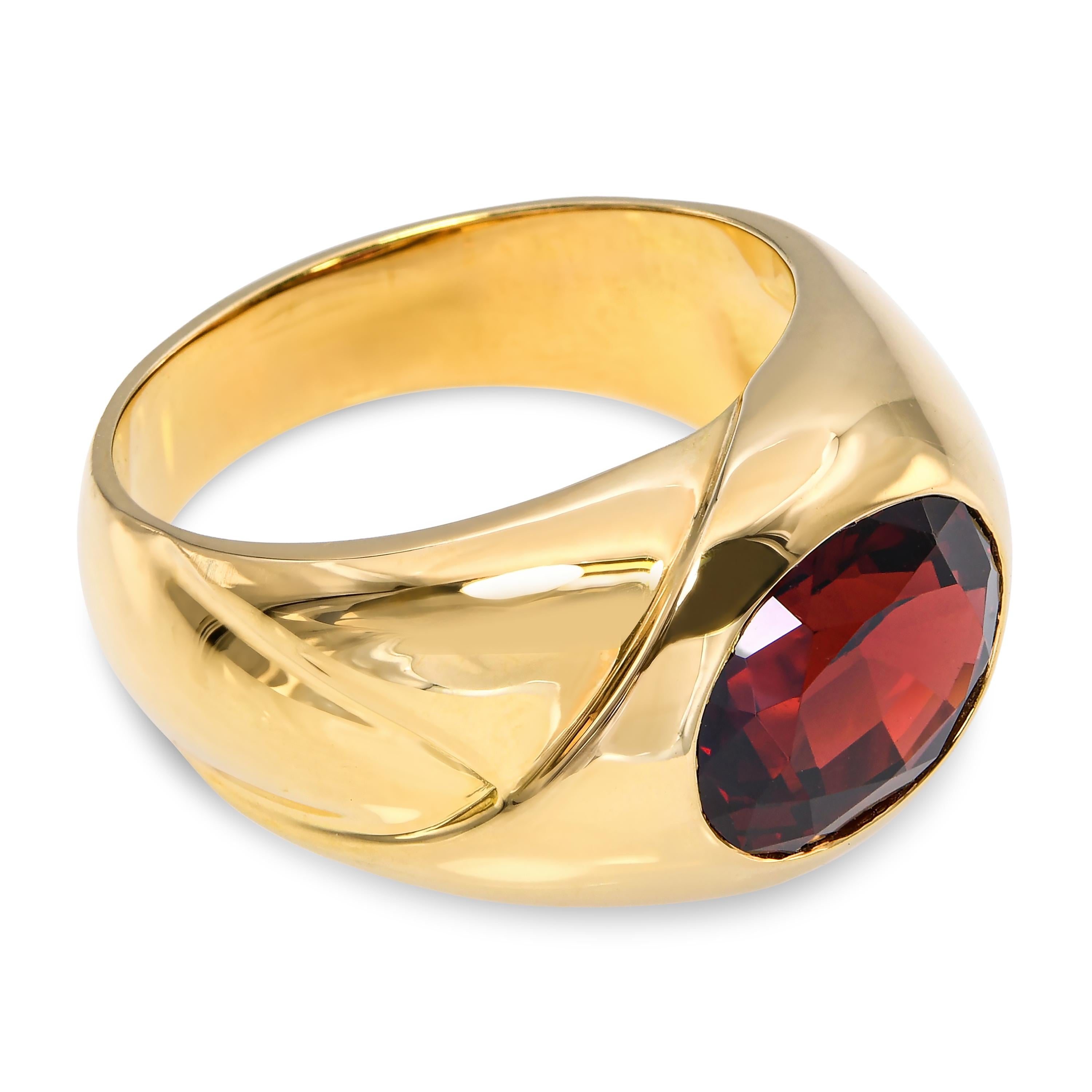 Vintage Gucci 18k Yellow Gold 3.09ct Spessartine Garnet Ring
