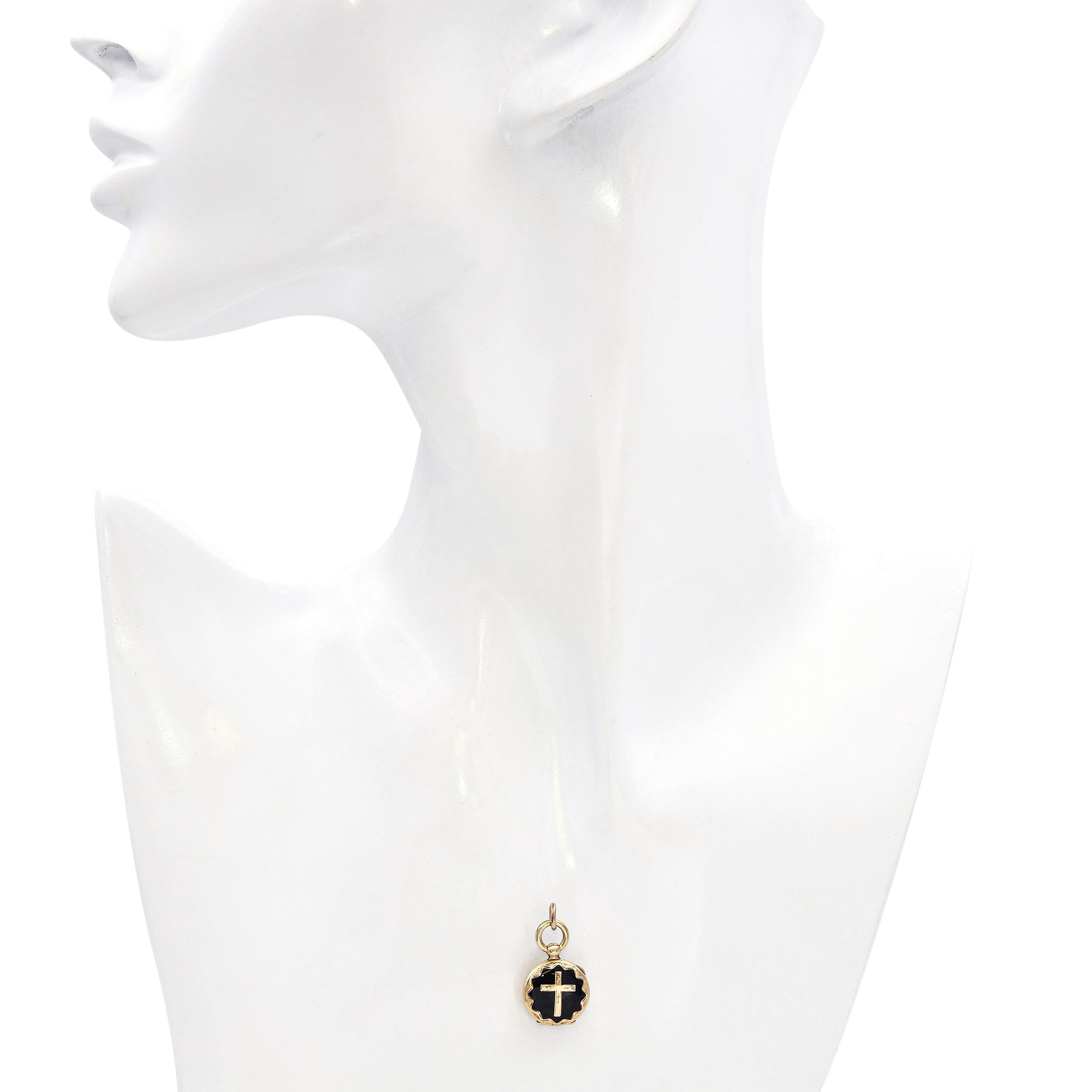 Antique 13k Yellow Gold Enamel Mourning Locket