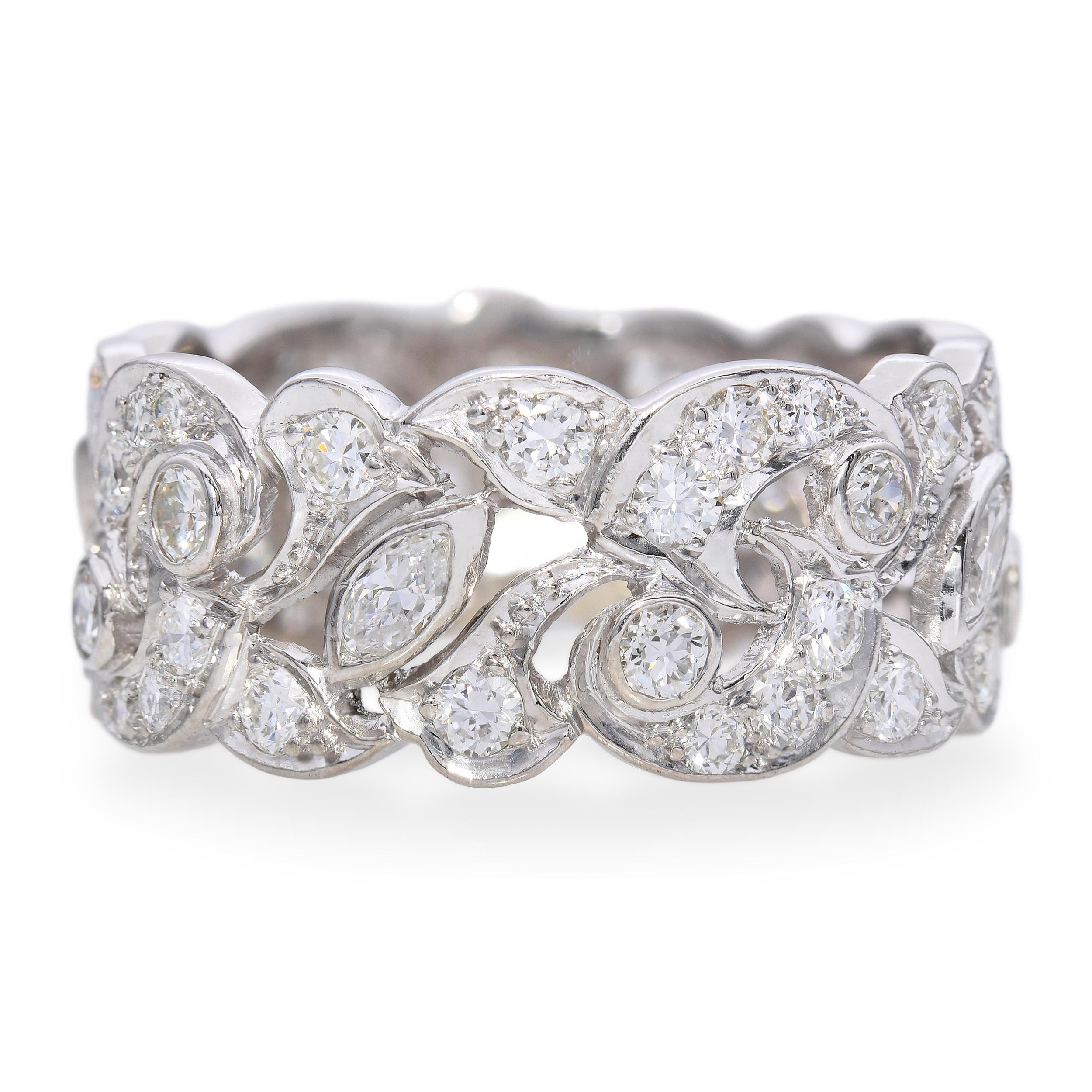 Vintage Platinum 1.70tcw Diamond Vine & Scroll Motif Band Ring