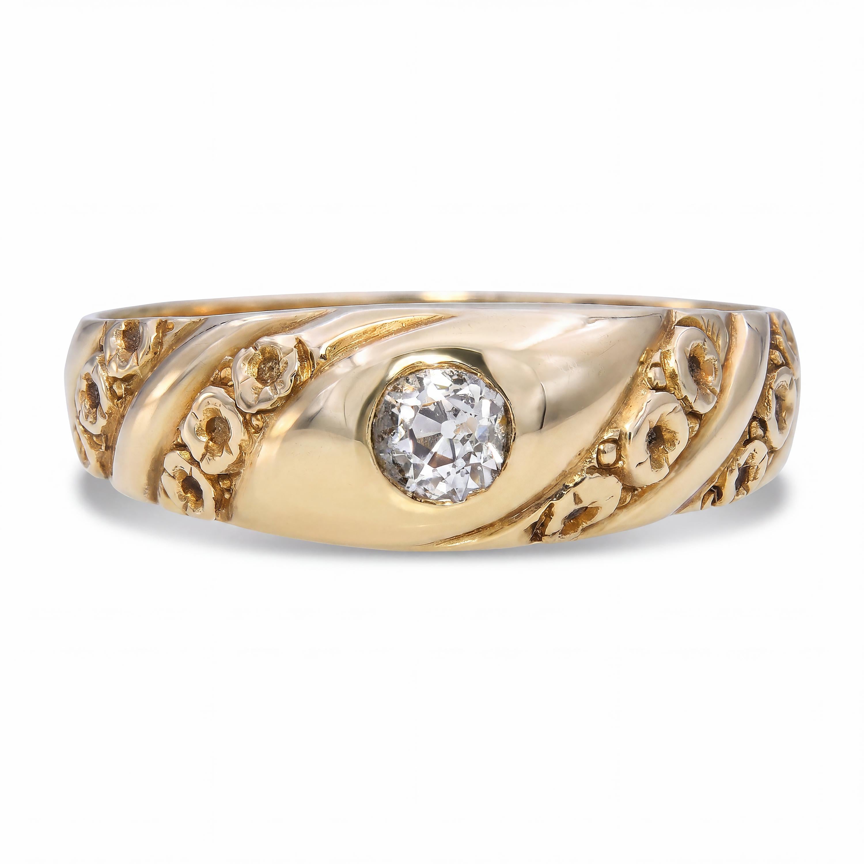 Antique 14k Yellow Gold English 0.20ct Old Euro Cut Diamond Hand Engraved Ring