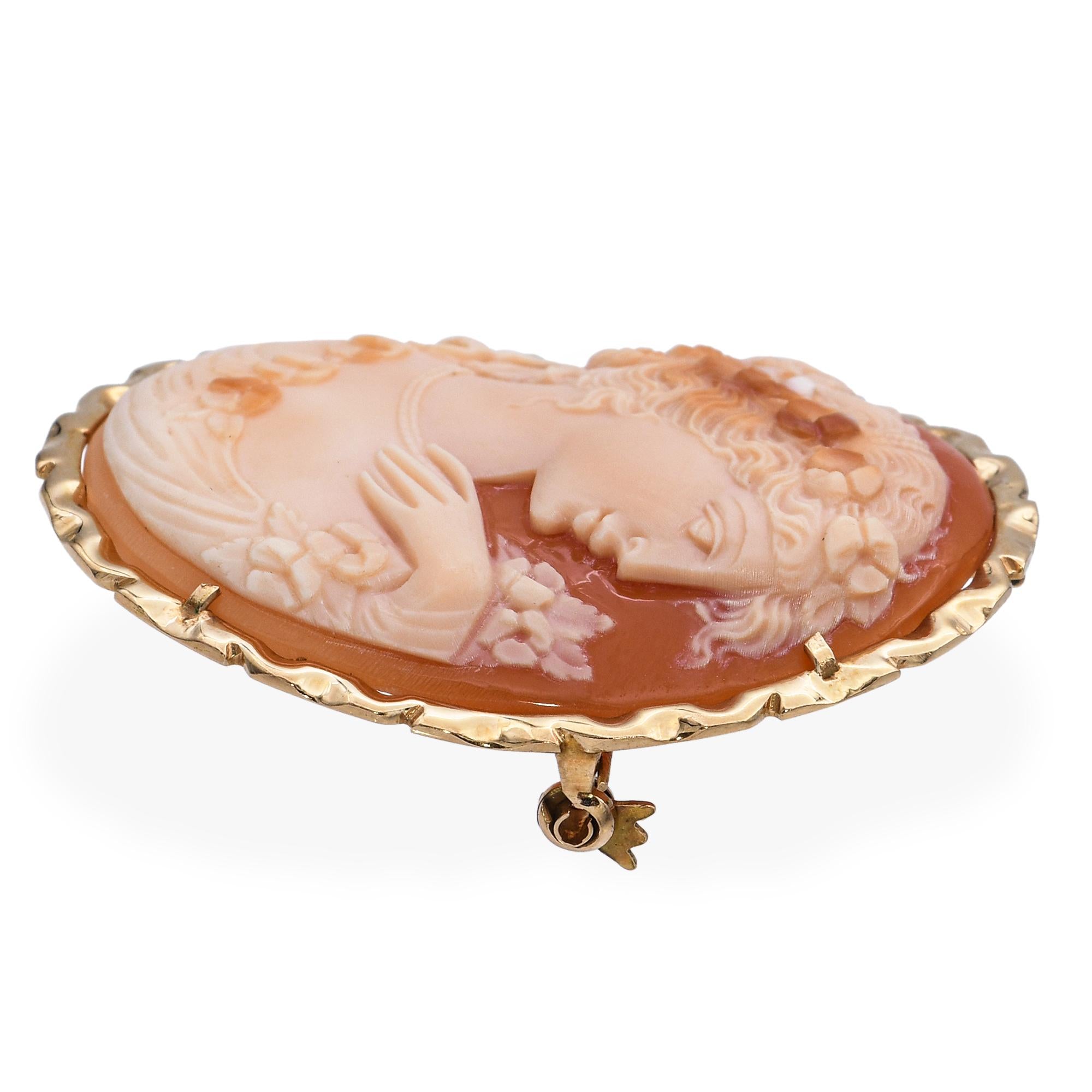 Vintage 14k Yellow Gold Shell Cameo Brooch