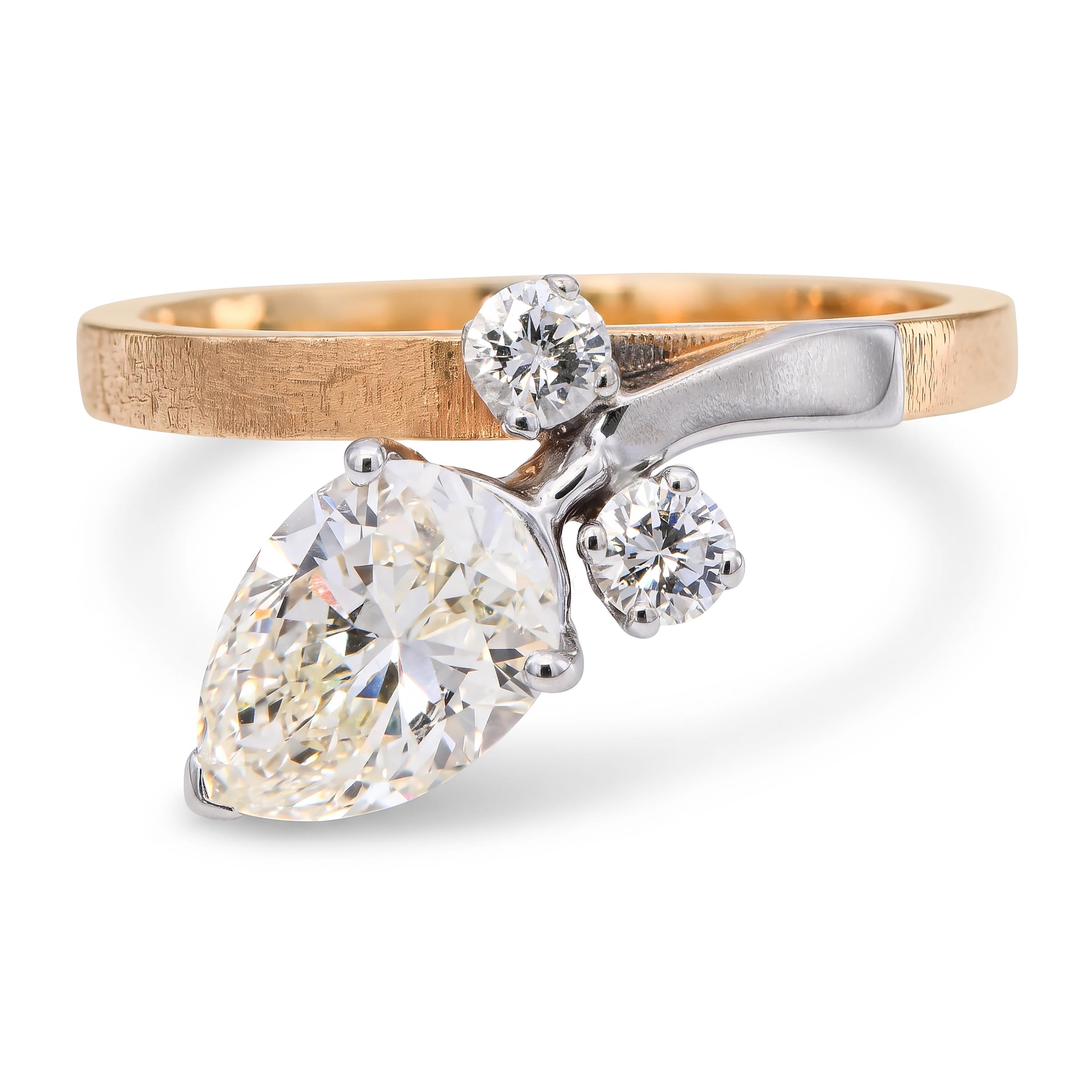 Vintage Yellow Gold 1.15ctw Diamond Bypass Ring