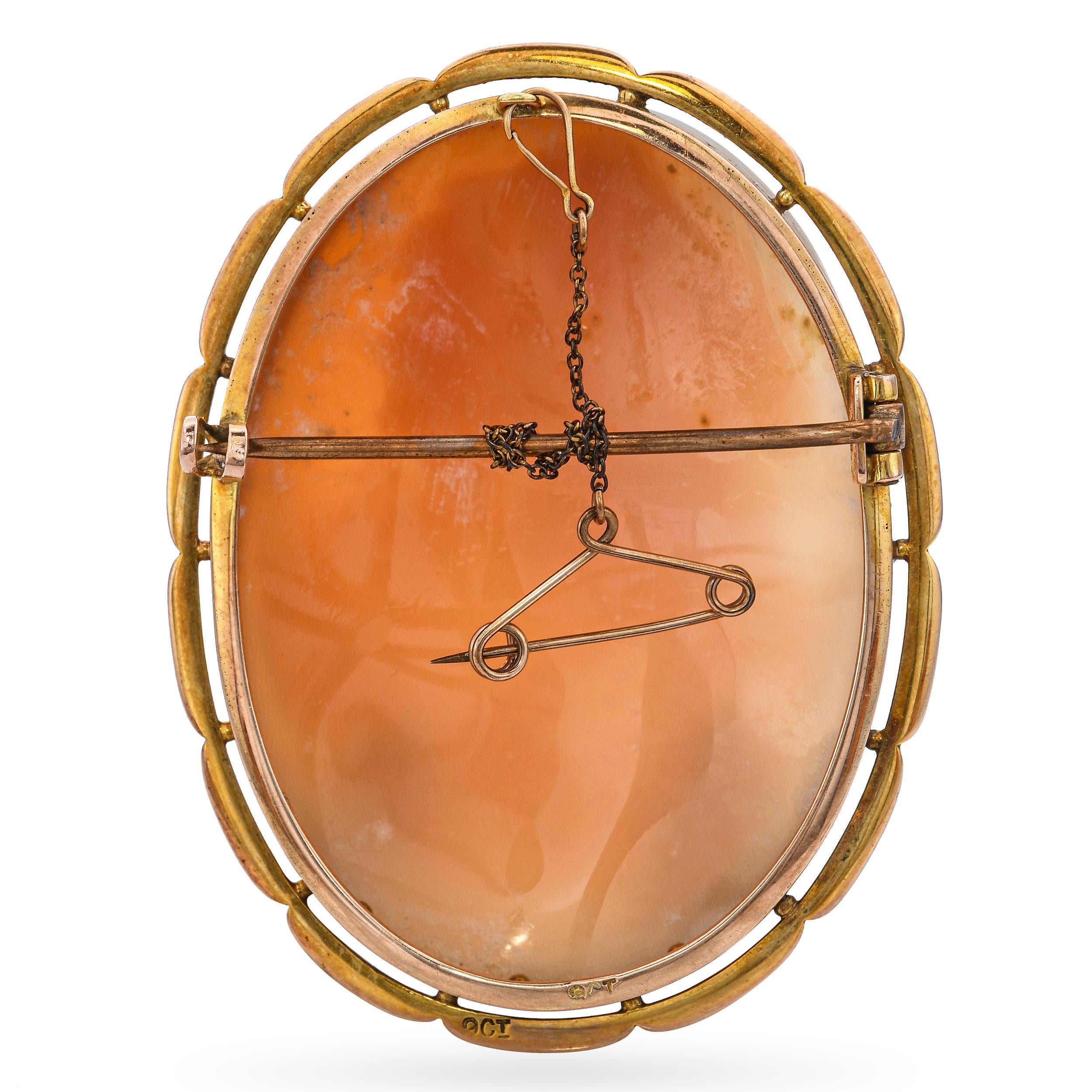 Antique 9ct Yellow Gold Raphael and His Muse Shell Cameo Brooch