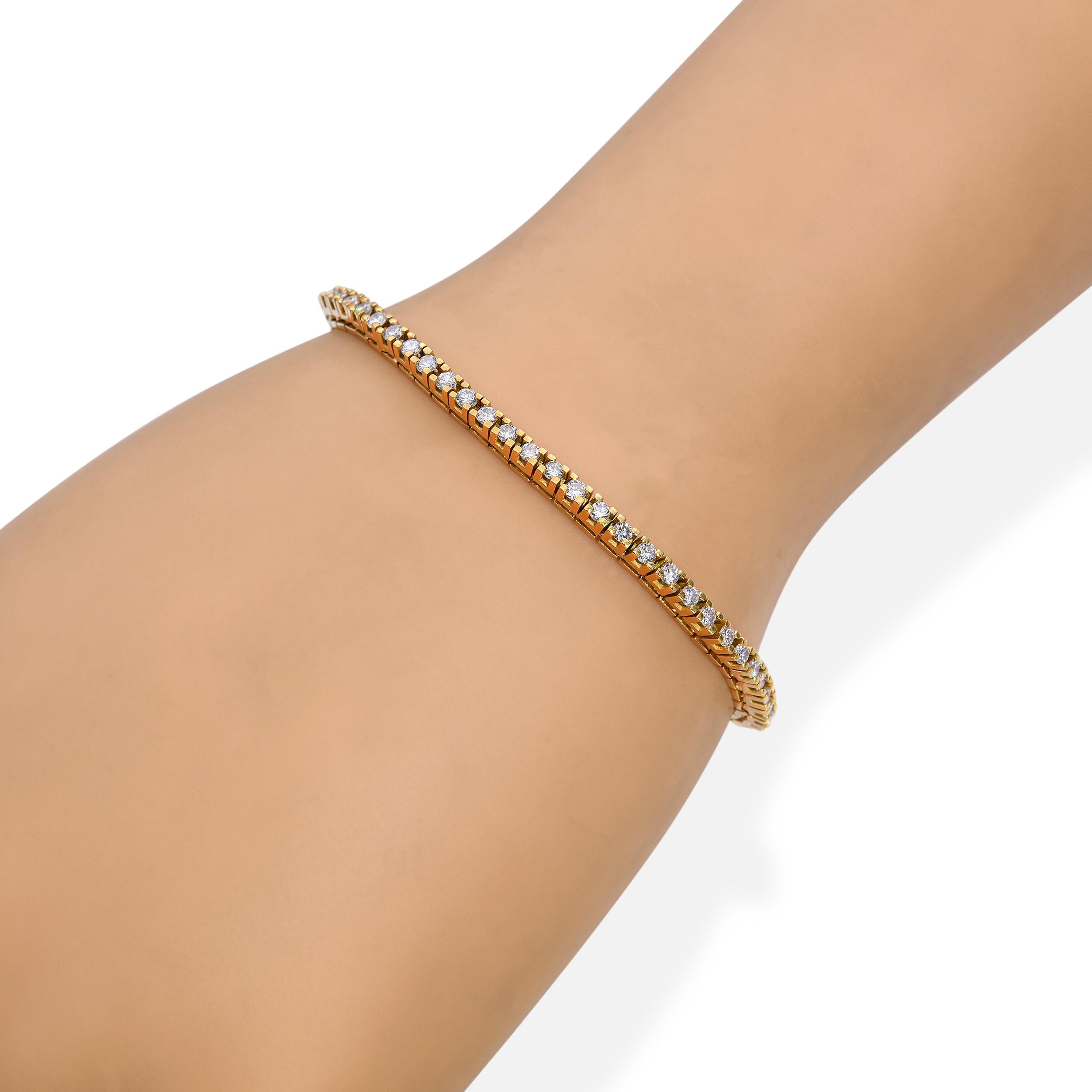 Vintage 18k Yellow Gold 2.9tcw Diamond Tennis Bracelet