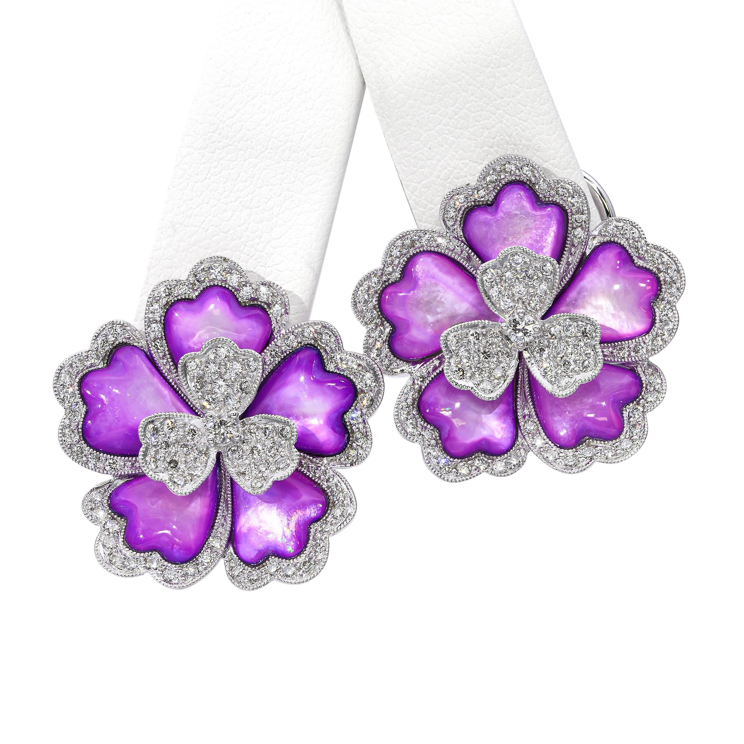 18k White Gold Mother of Pearl & 1.11tcw Diamond Flower Earrings