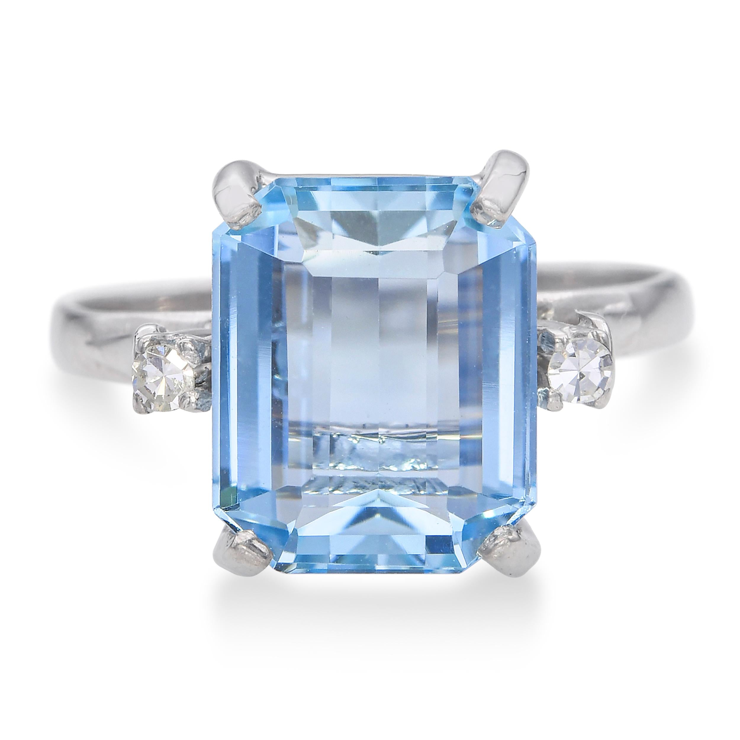 Vintage 18k White Gold 2.80ct Aquamarine and Diamond Ring