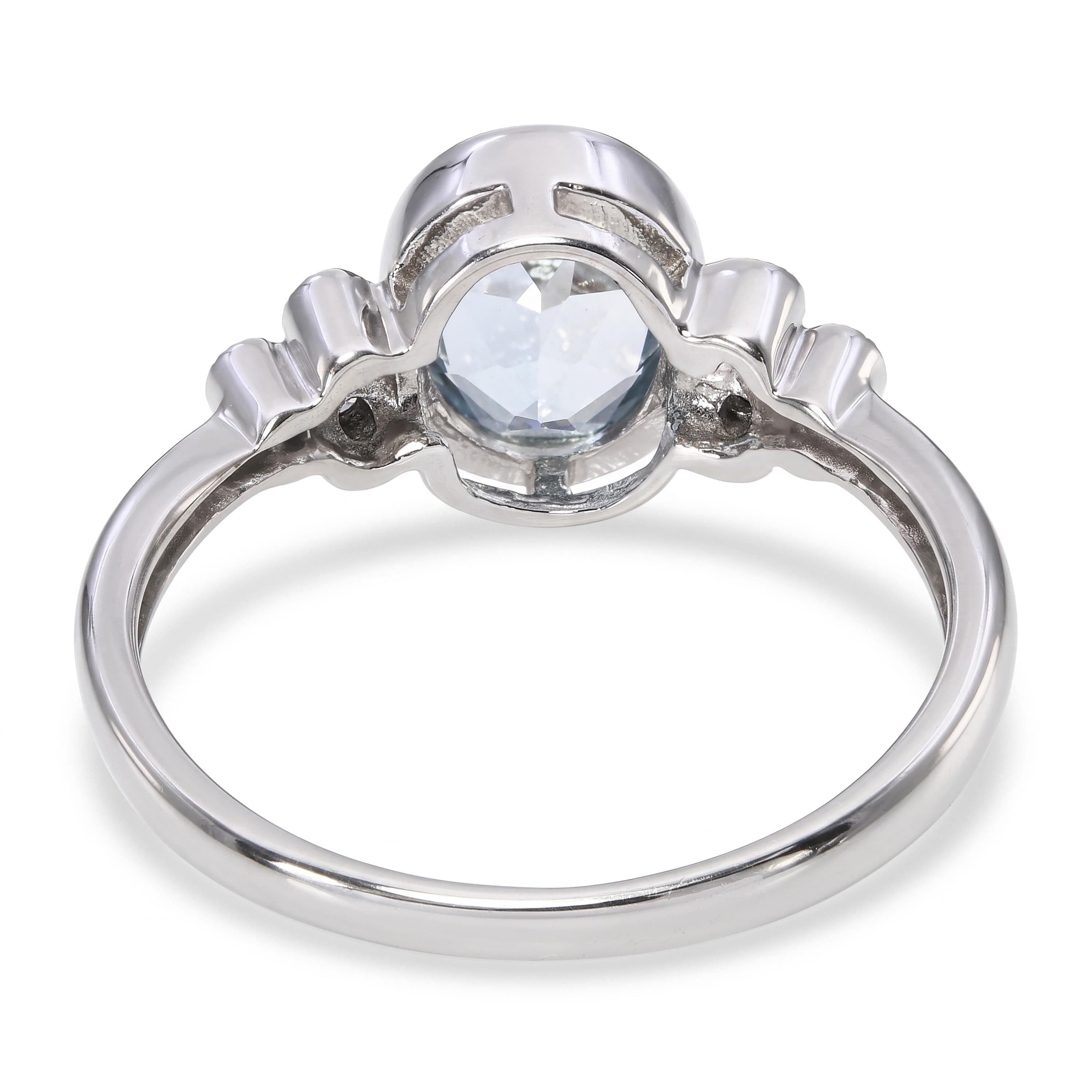 14k White Gold .85ct Aquamarine and Diamond Ring