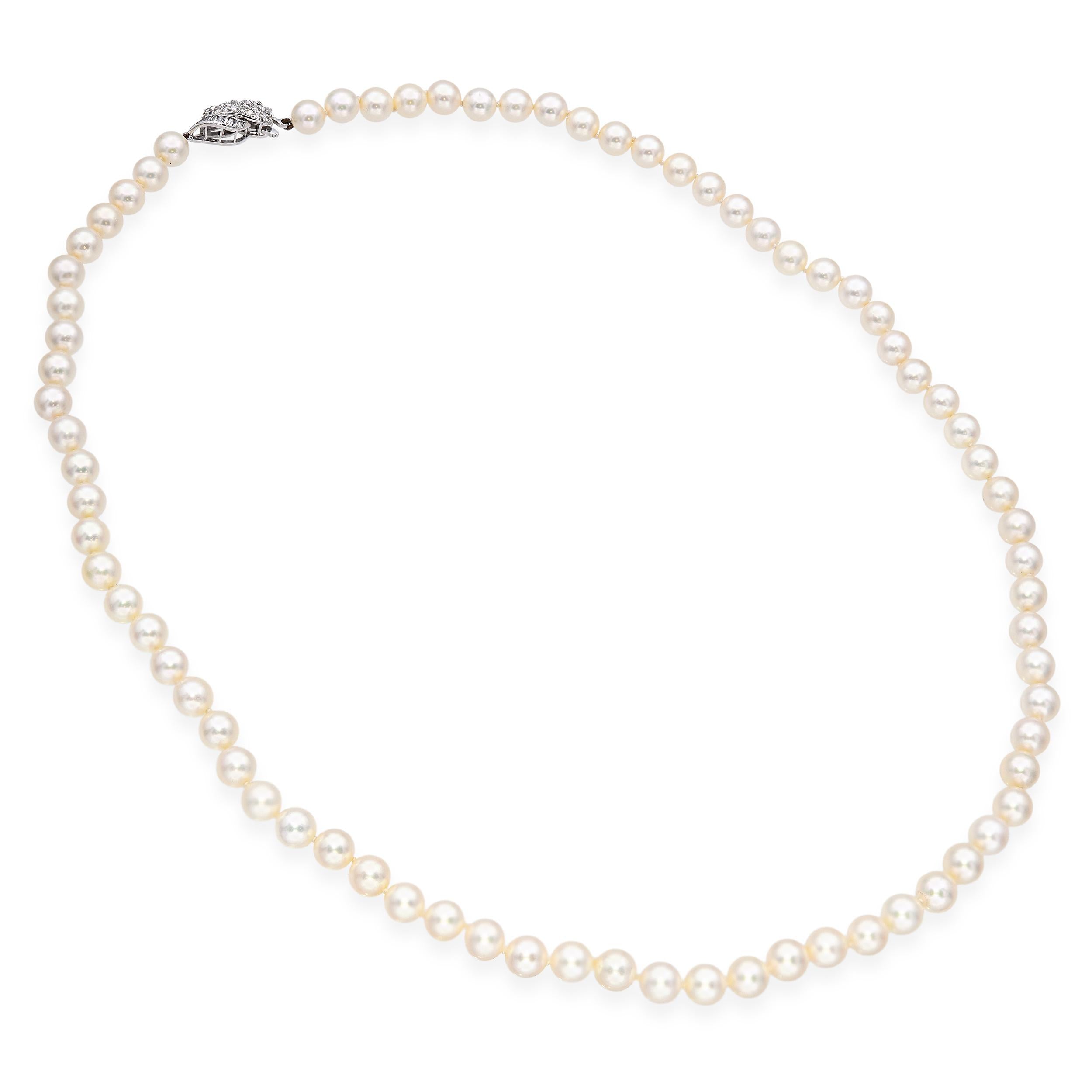 Vintage White Gold Diamond Clasp Pearl Necklace