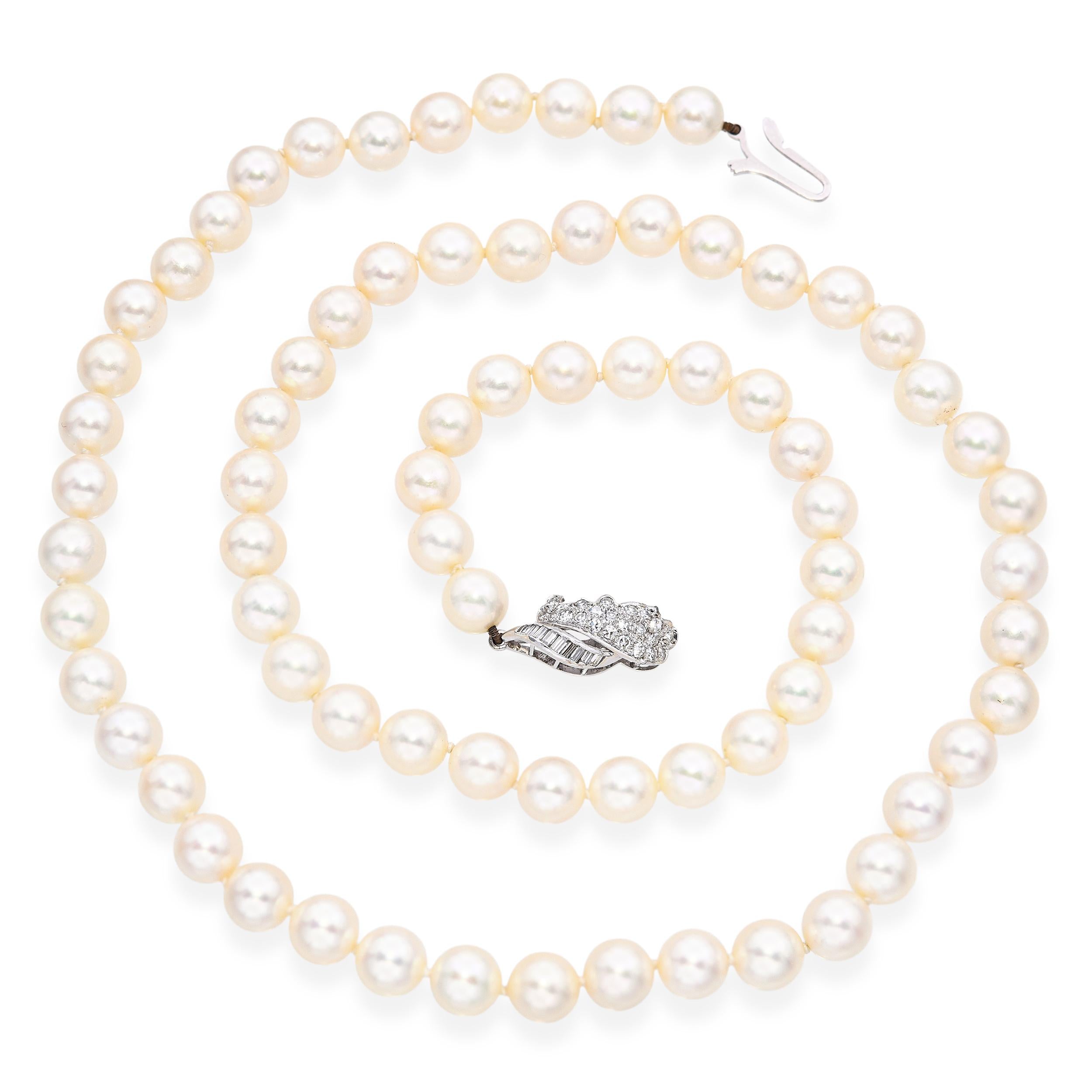 Vintage White Gold Diamond Clasp Pearl Necklace