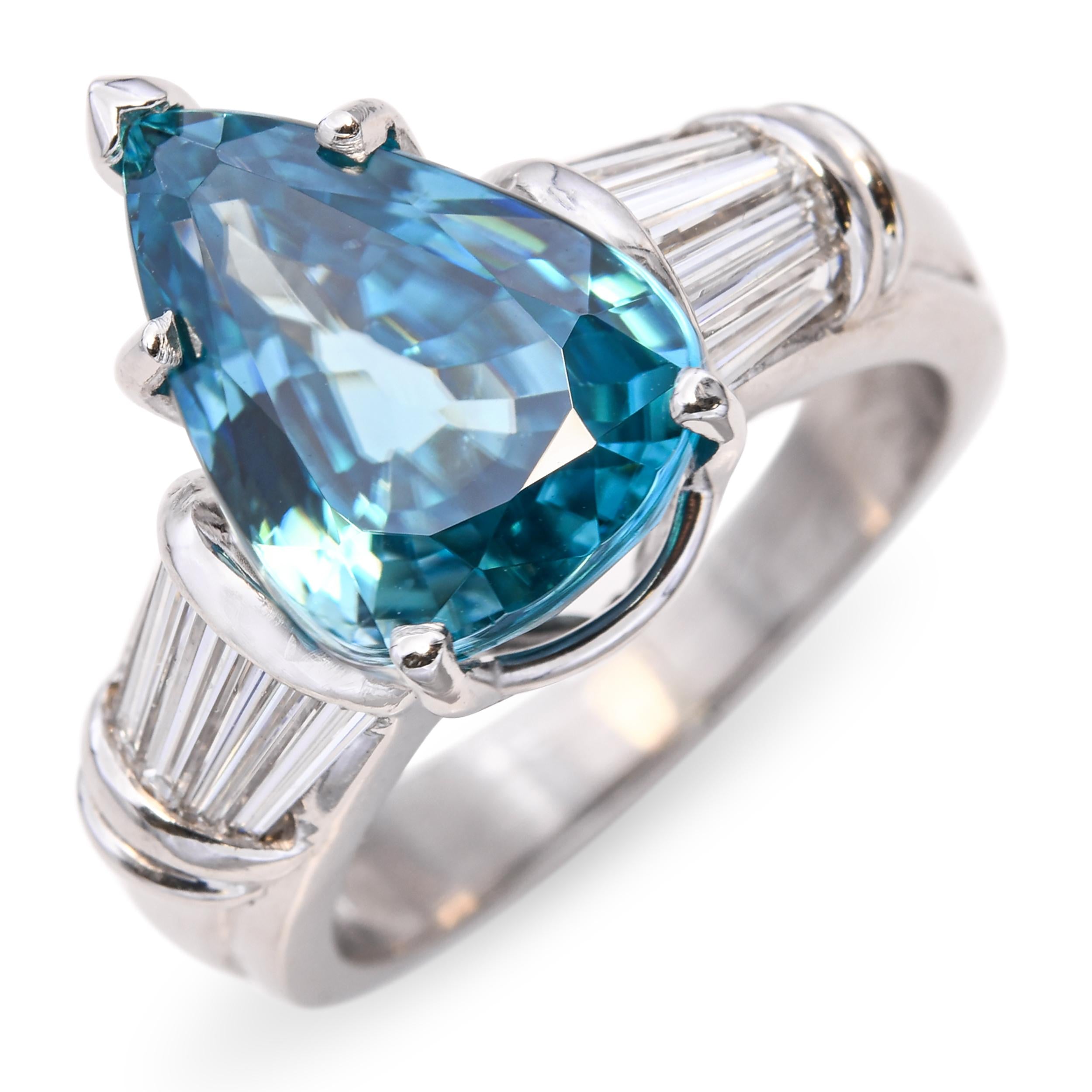 Scott Kay Platinum 1.2tcw Diamond and 5.93ct Blue Zircon Ring