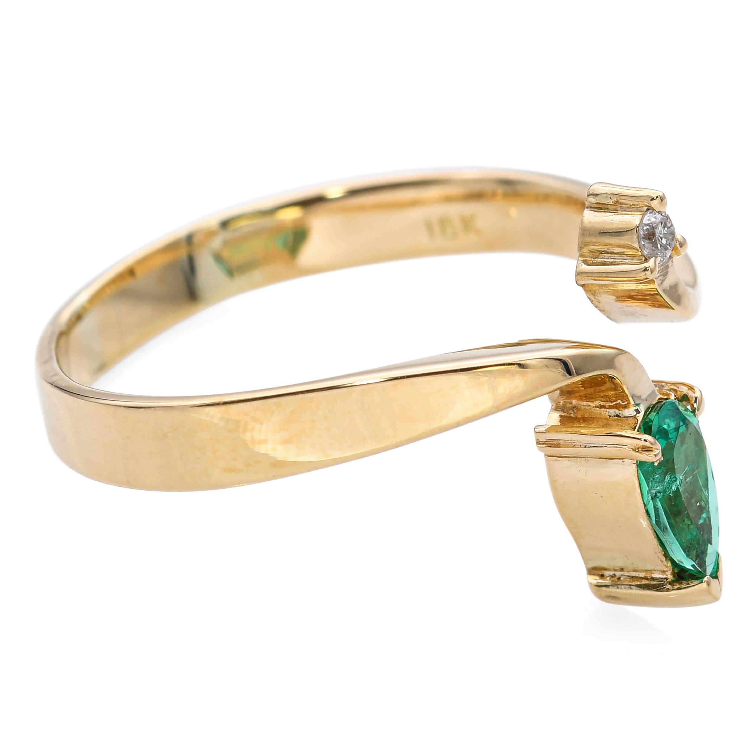 18k Yellow Gold Diamond and Emerald Bypass Ring