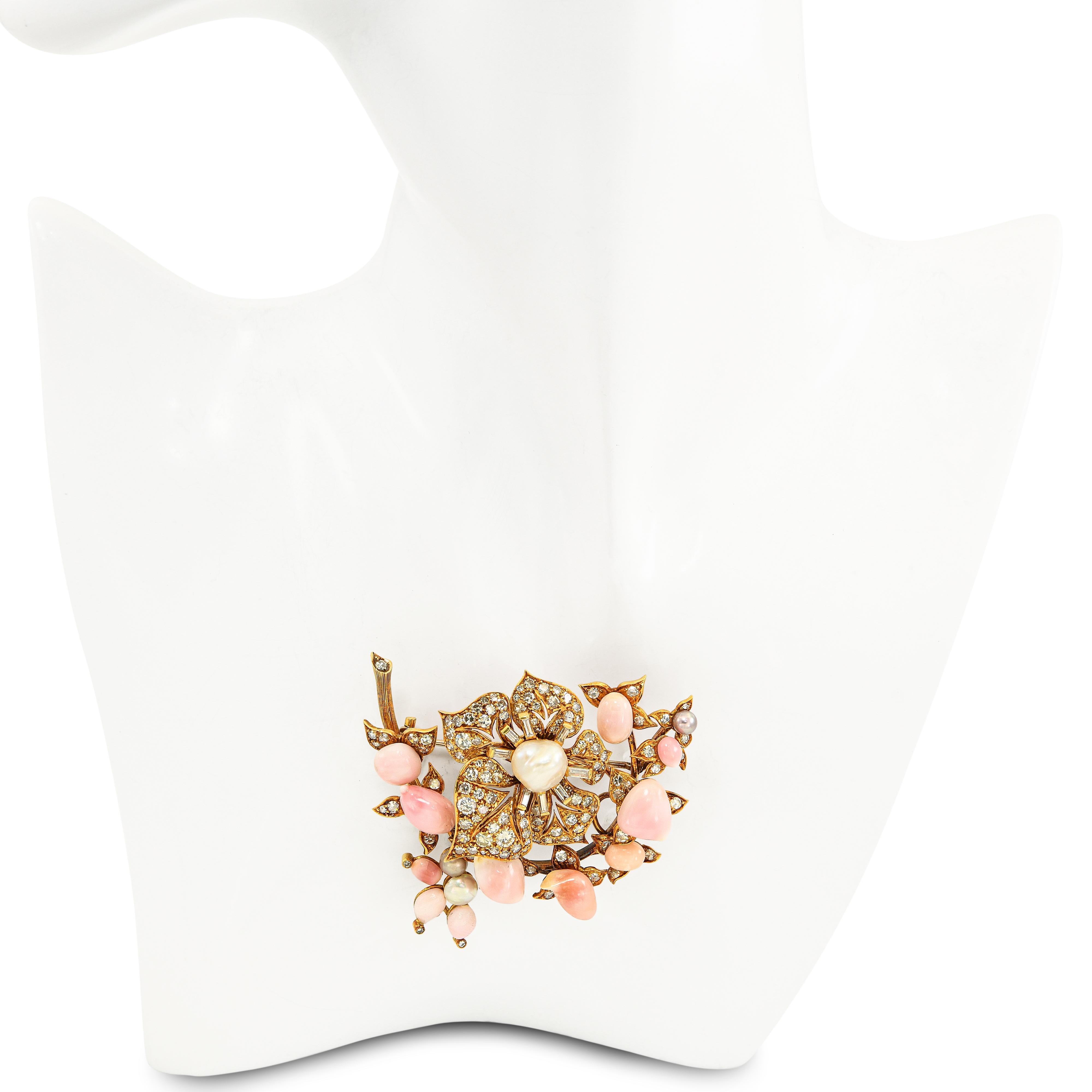 Vintage 18k Yellow Gold Conch Pearl, Diamond and Pearl Pendant Brooch