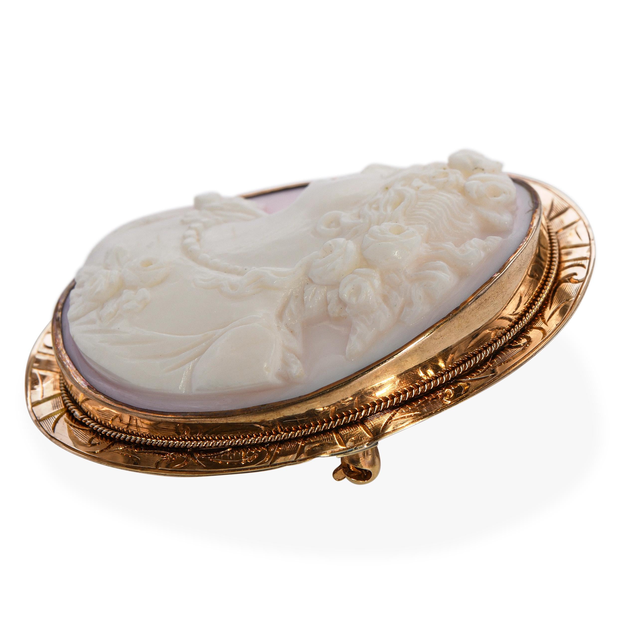 Antique 10k Yellow Gold Lady With Flowers Conch Shell Cameo Brooch