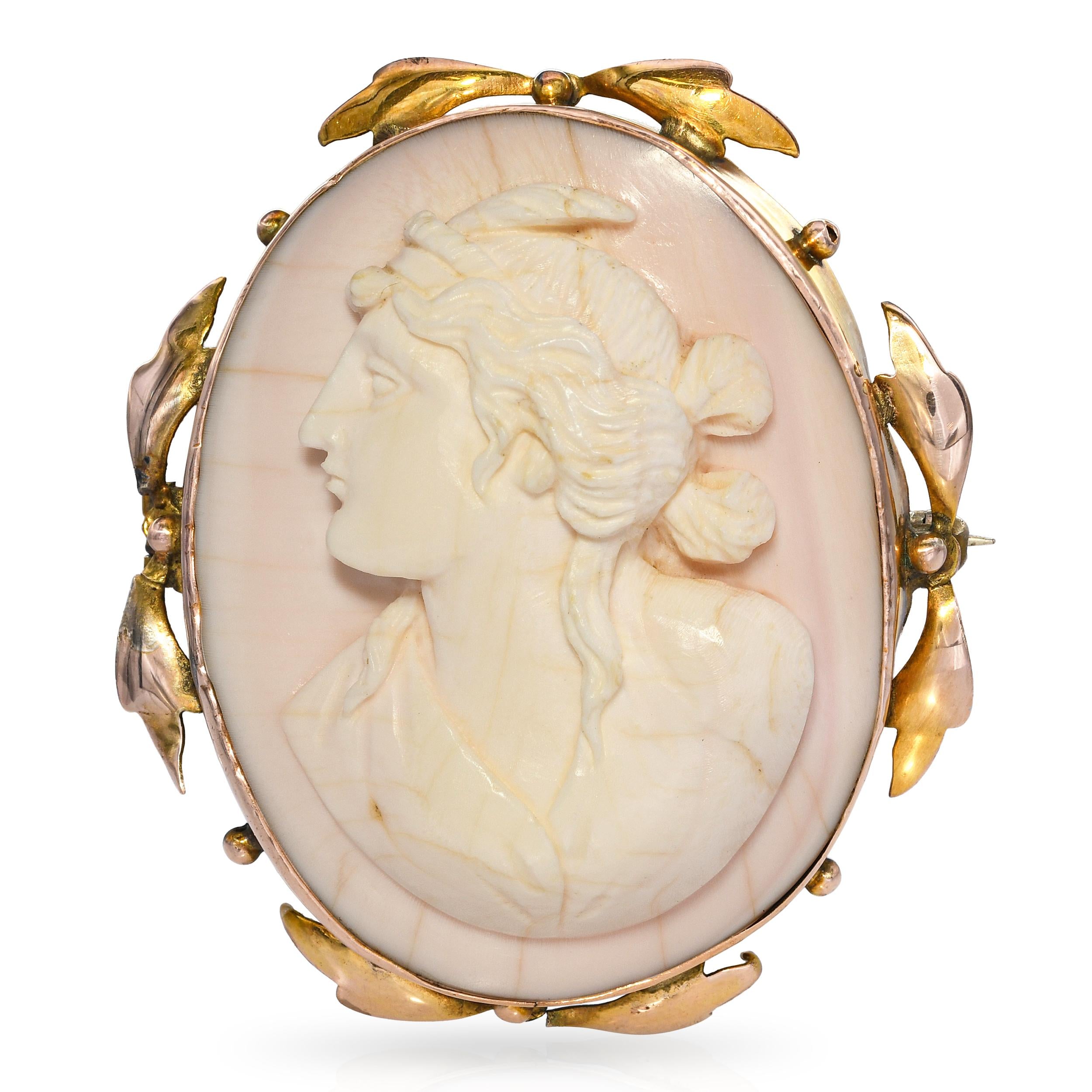 Antique 8k Yellow Gold Conch Shell Cameo Brooch