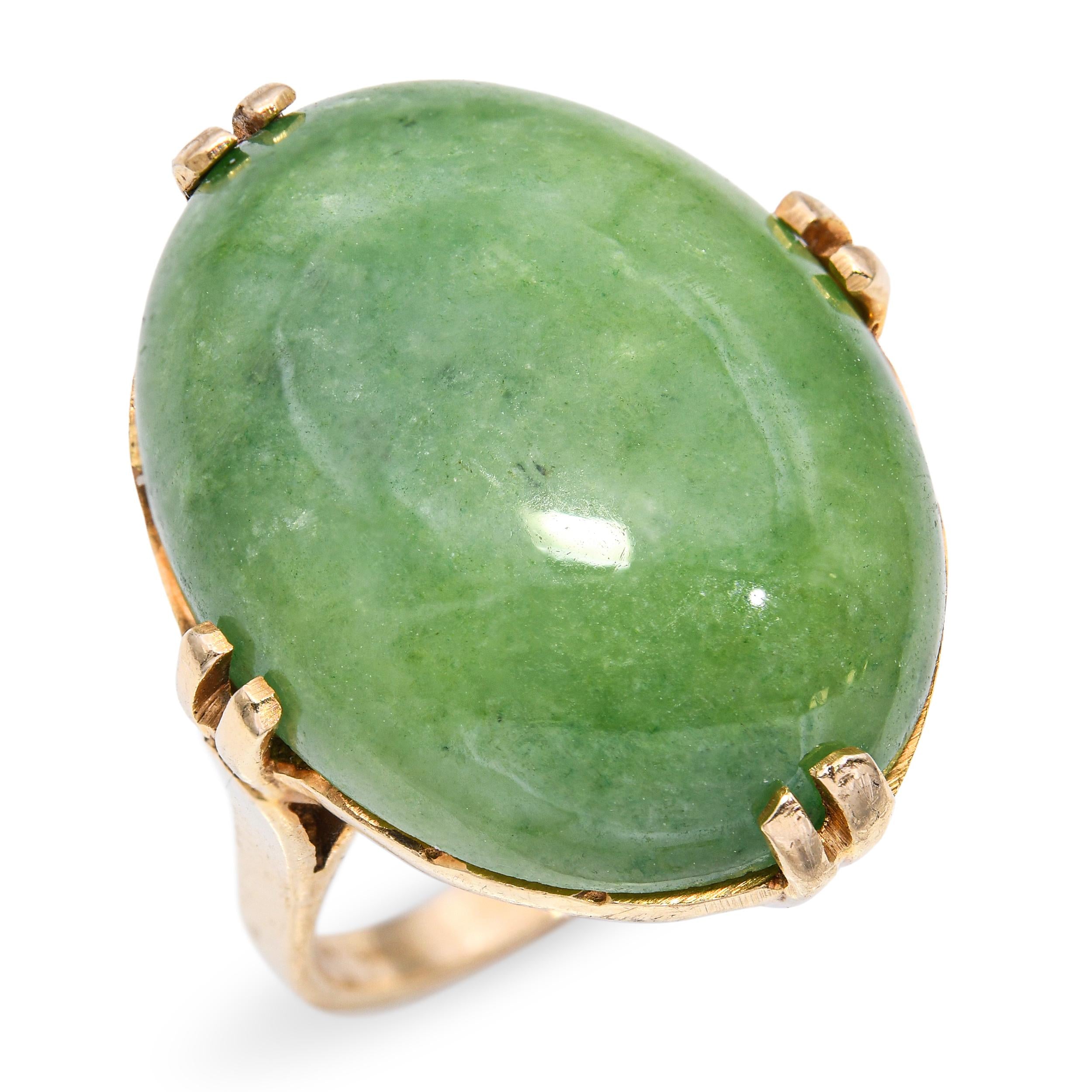Vintage 13k Yellow Gold 14.96ct Jadeite Cabochon Ring