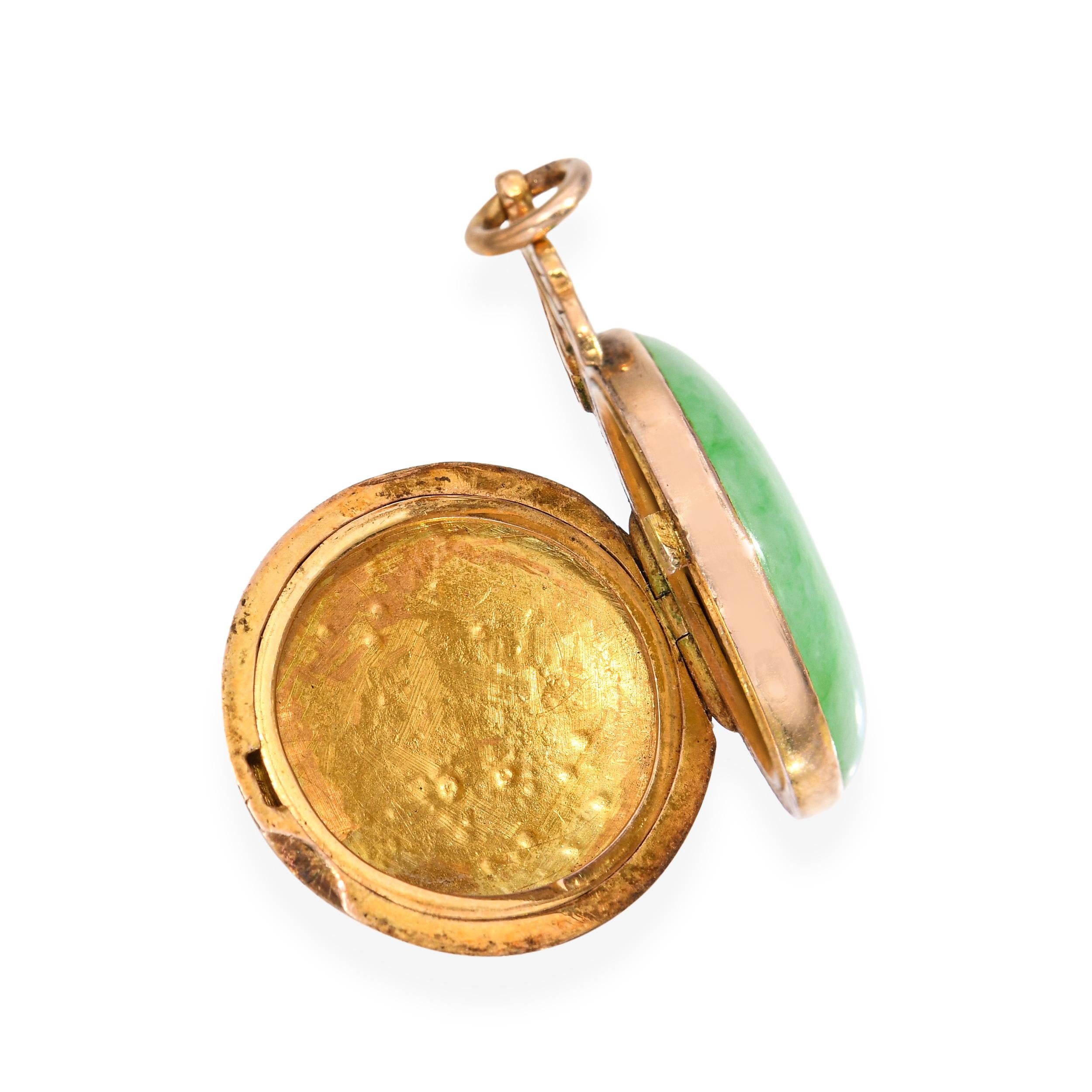 Vintage 15k Yellow Gold 8.20ct Jadeite Jade Locket Pendant