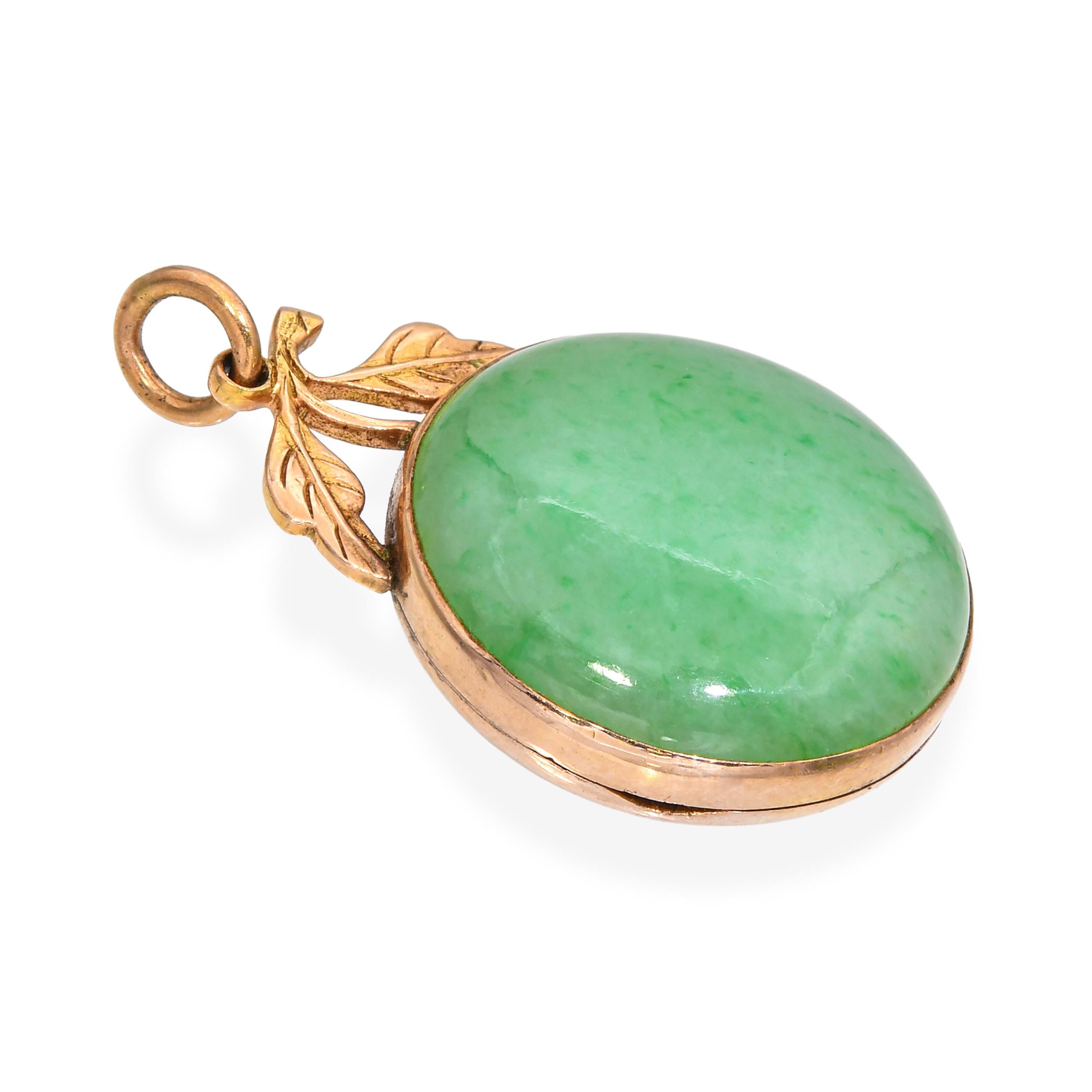 Vintage 15k Yellow Gold 8.20ct Jadeite Jade Locket Pendant