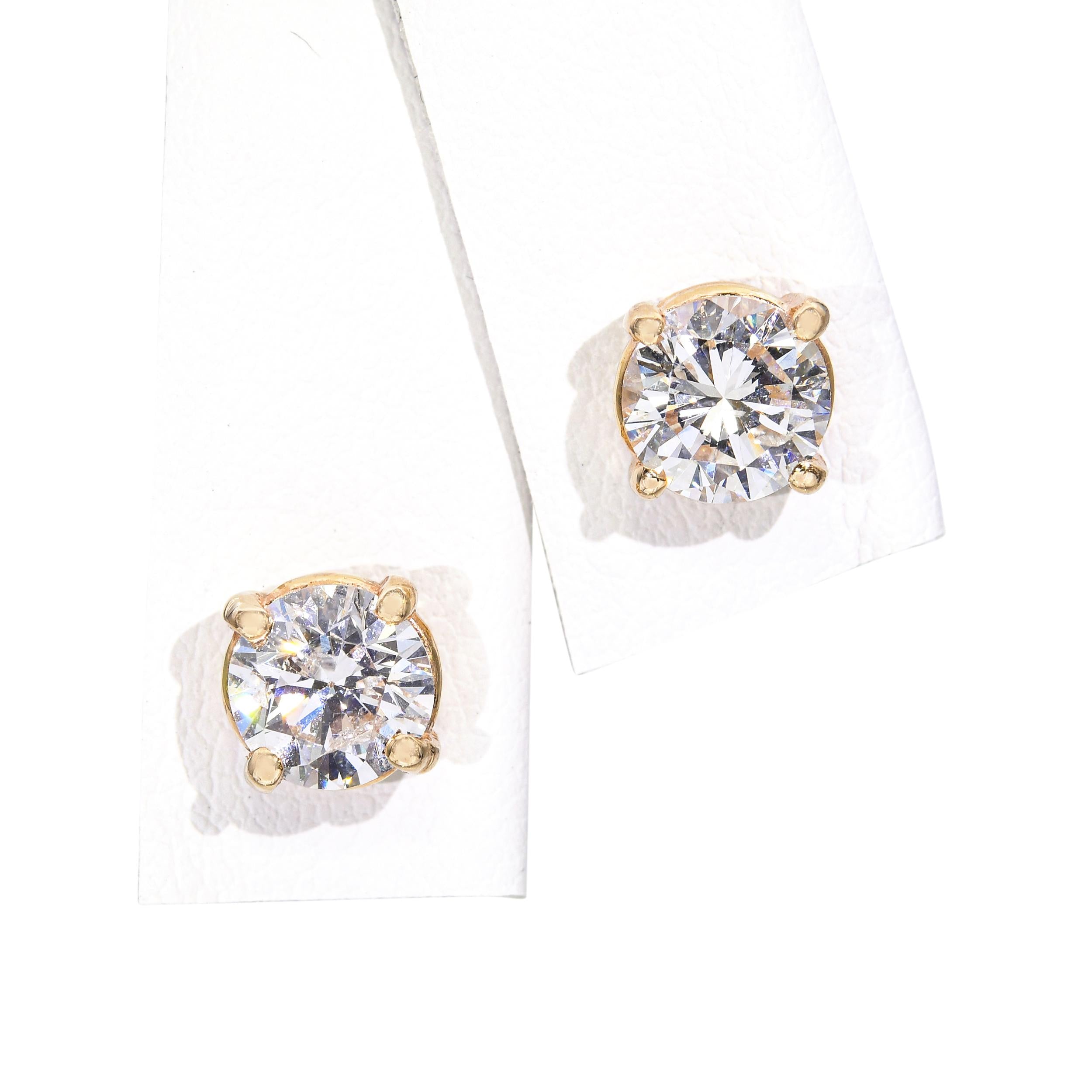 Vintage 14k Yellow Gold 1.90tcw J Si2 Diamond Stud Earrings