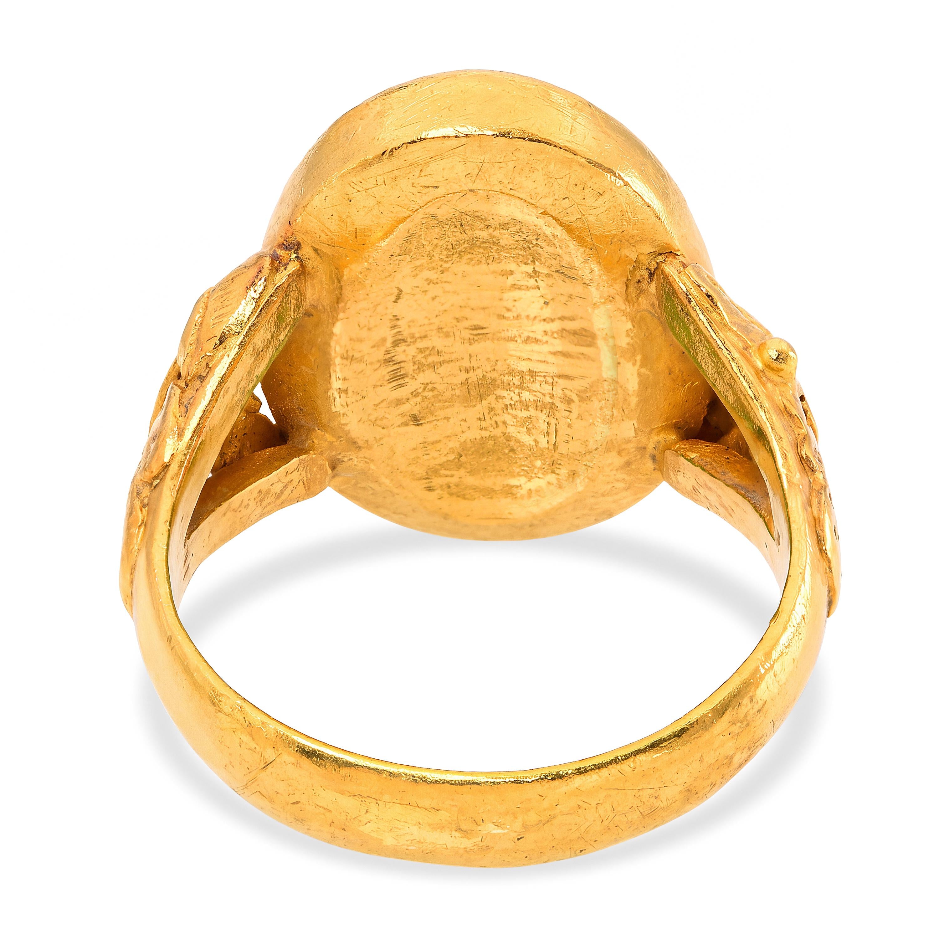 Vintage 23k Yellow Gold Jade Cabochon Floral Accented Ring