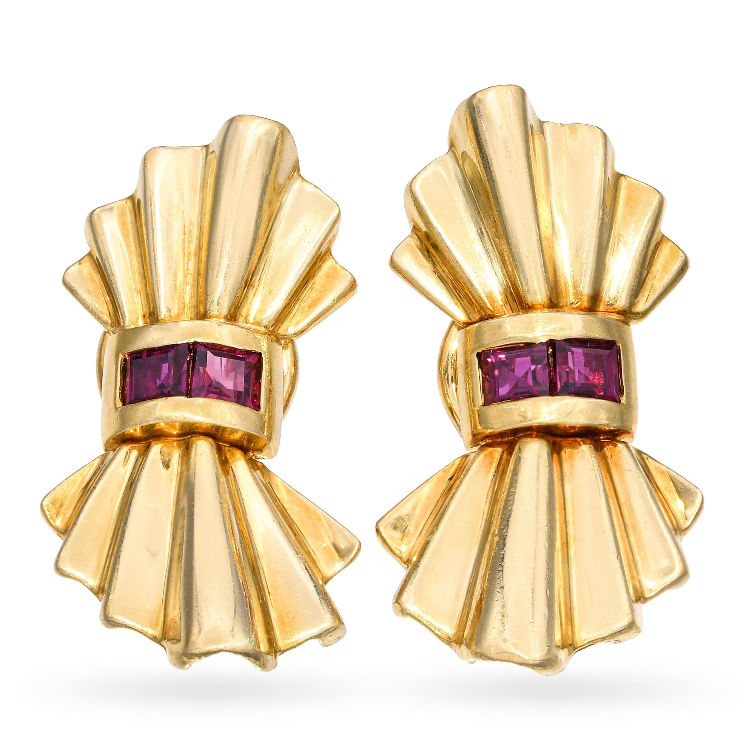 Vintage Retro 18k Yellow Gold Ruby Bow Clip on Earrings
