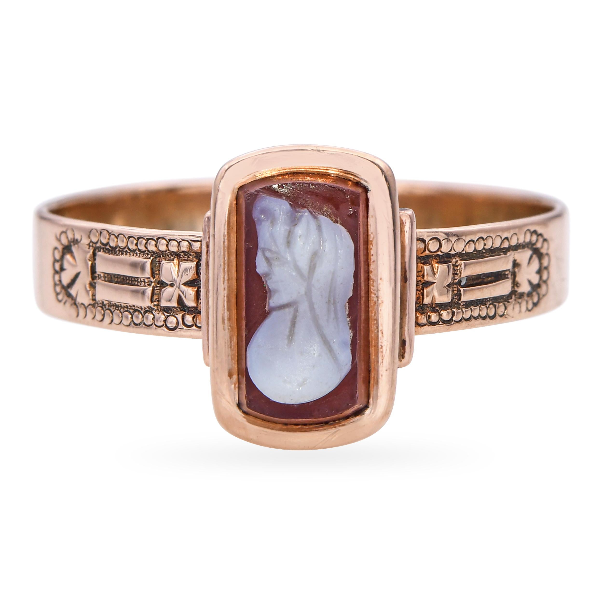 Antique 12k Yellow Gold Agate Hardstone Cameo Ring