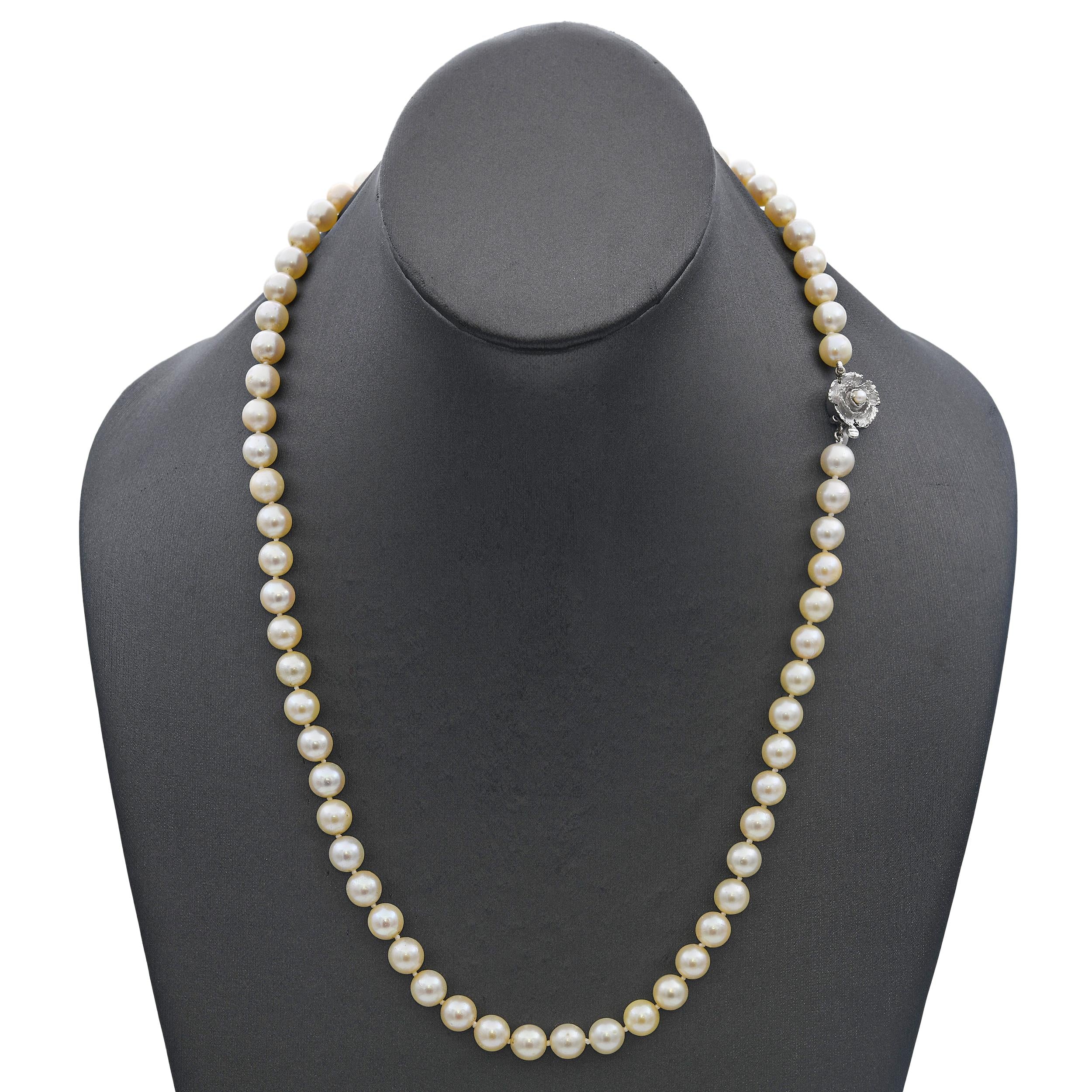 Vintage 14k White Gold Floral Clasp Pearl Strand Necklace