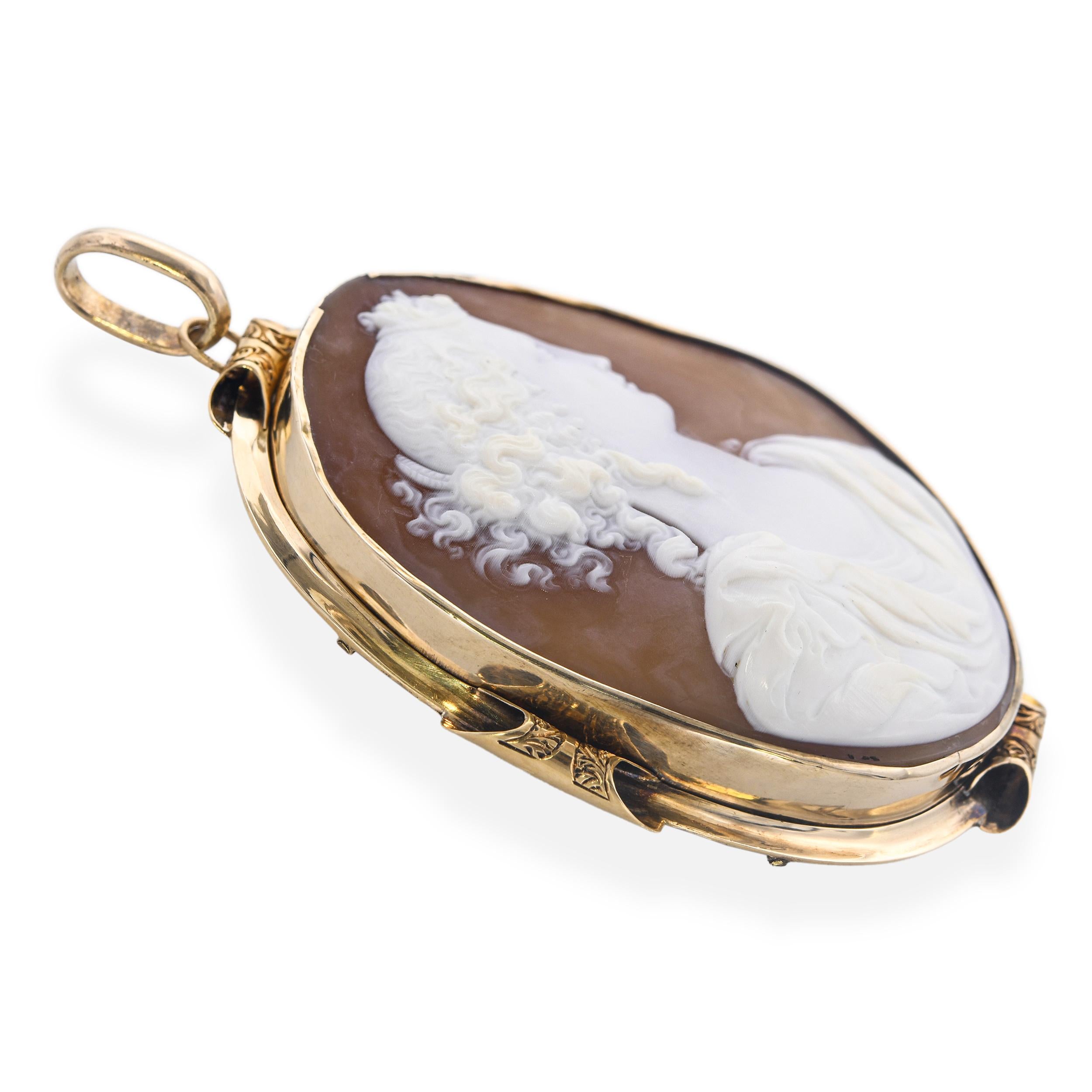 Vintage 14k Yellow Gold Neoclassical Woman Cameo Pendant