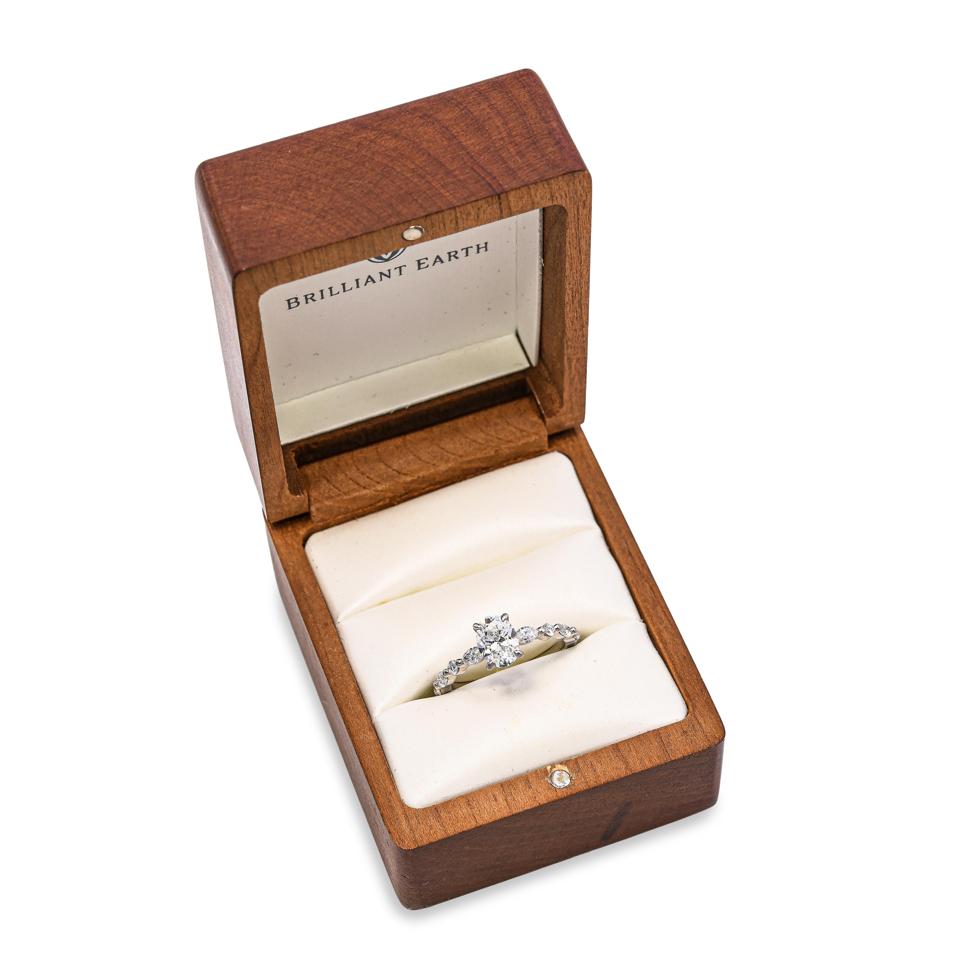 Platinum GIA .90ct D VVS2 Oval Diamond Engagement Ring