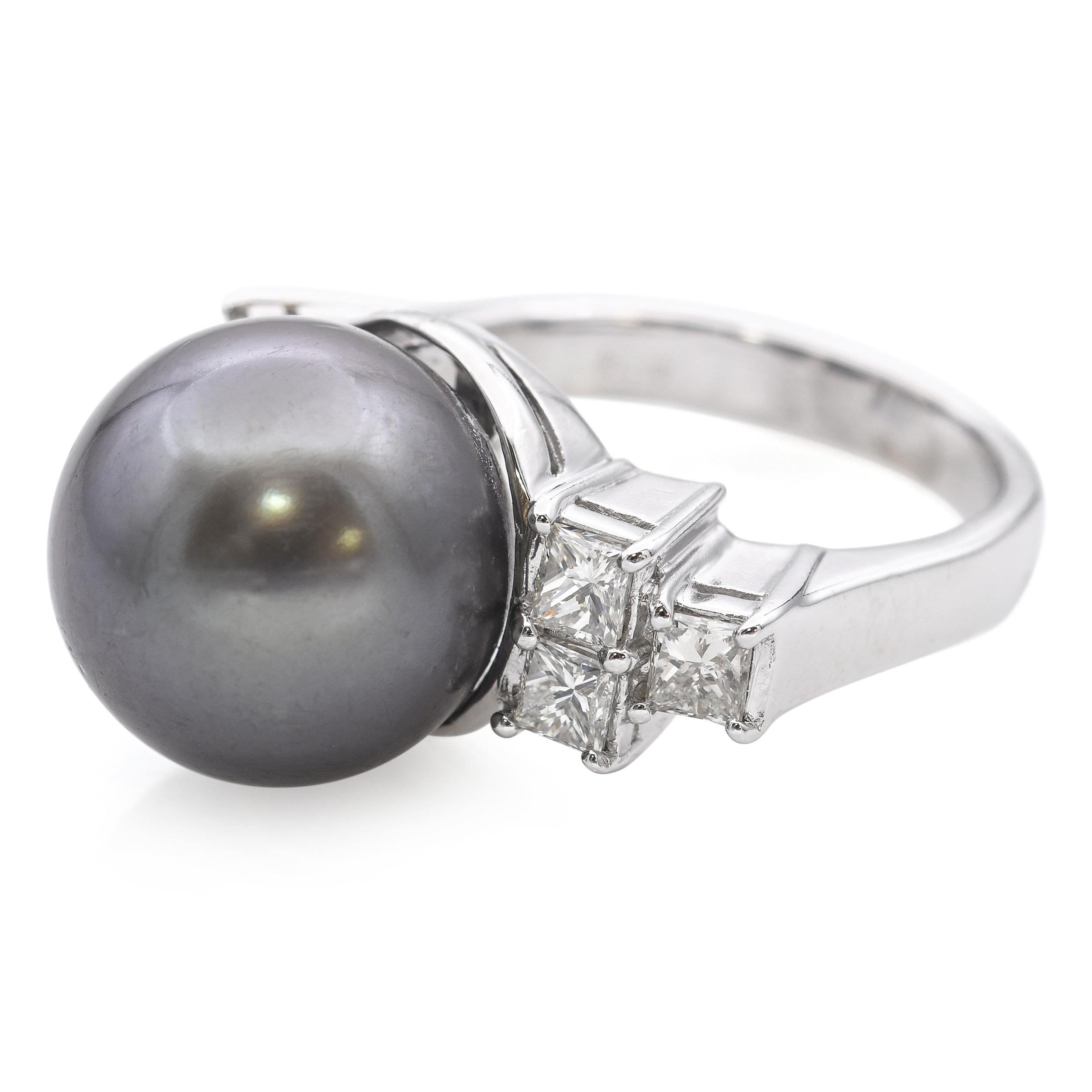 Platinum Tahitian Pearl and 1.01tcw Diamond Ring