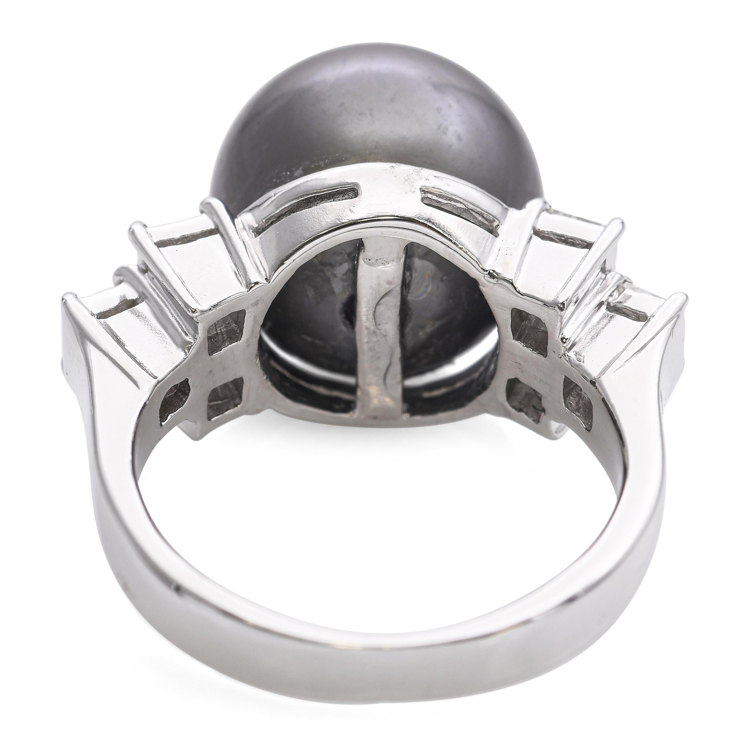Platinum Tahitian Pearl and 1.01tcw Diamond Ring