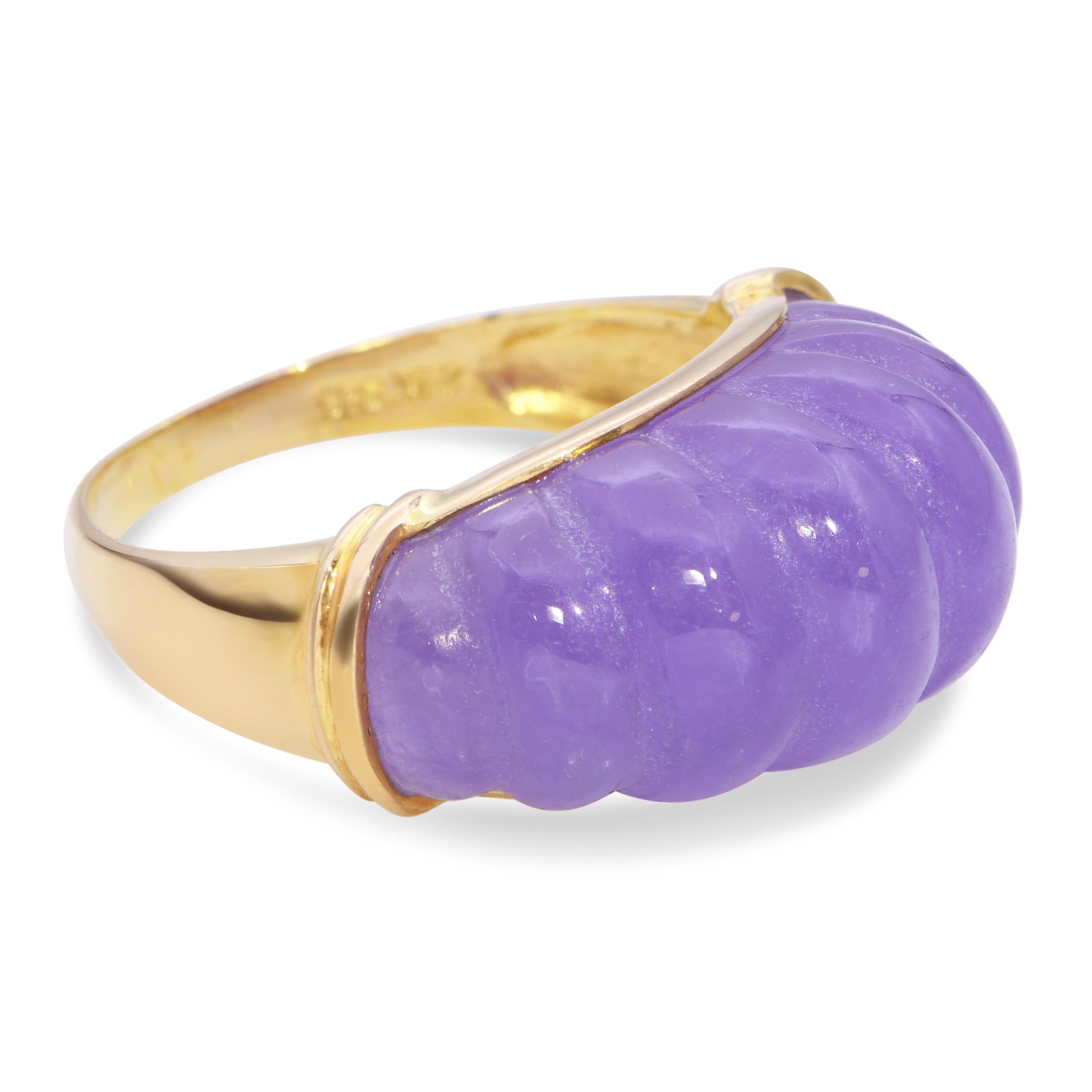 Vintage 14K Yellow Gold Carved Lavender Jadeite Statement Ring