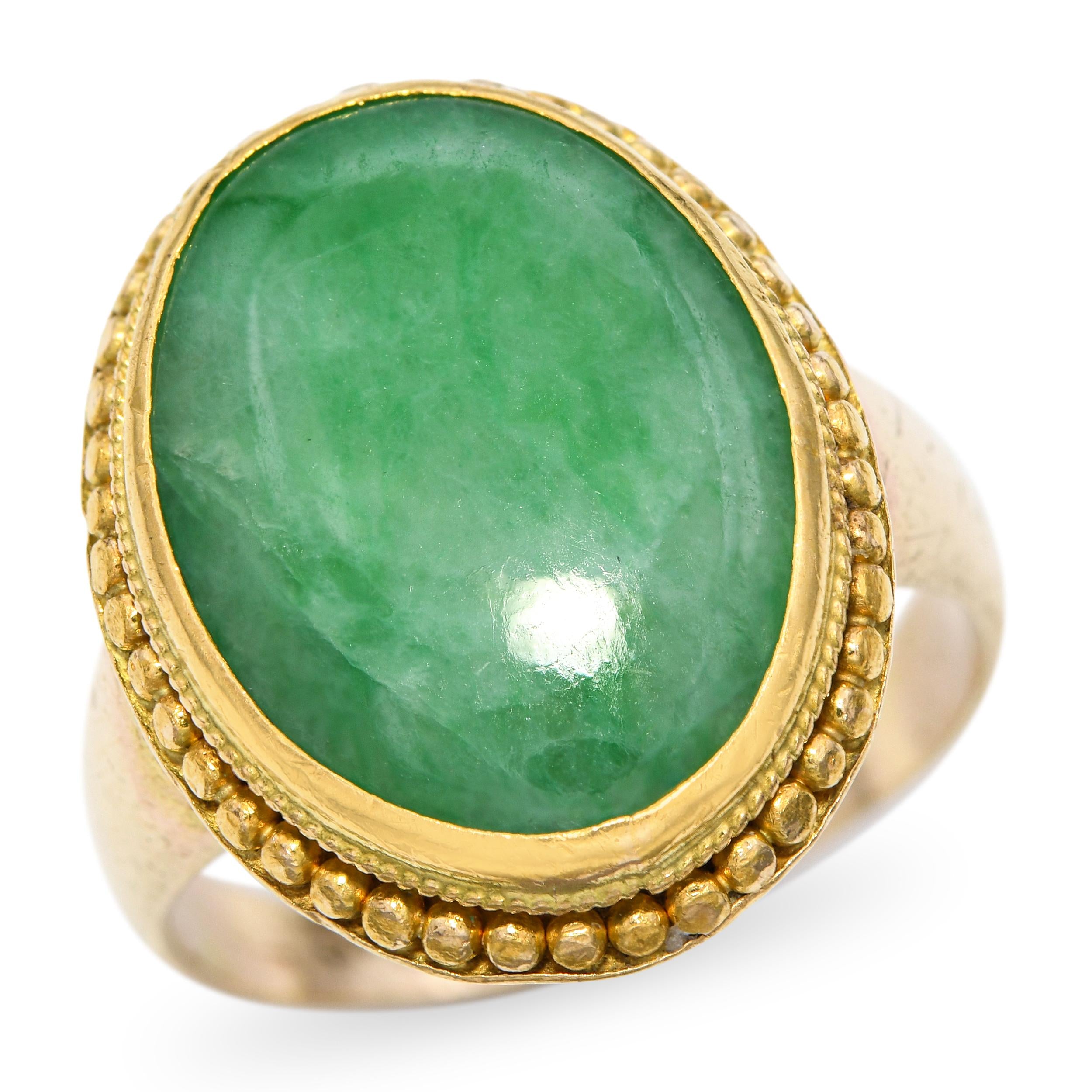 Vintage Yellow Gold Green Jade Ring