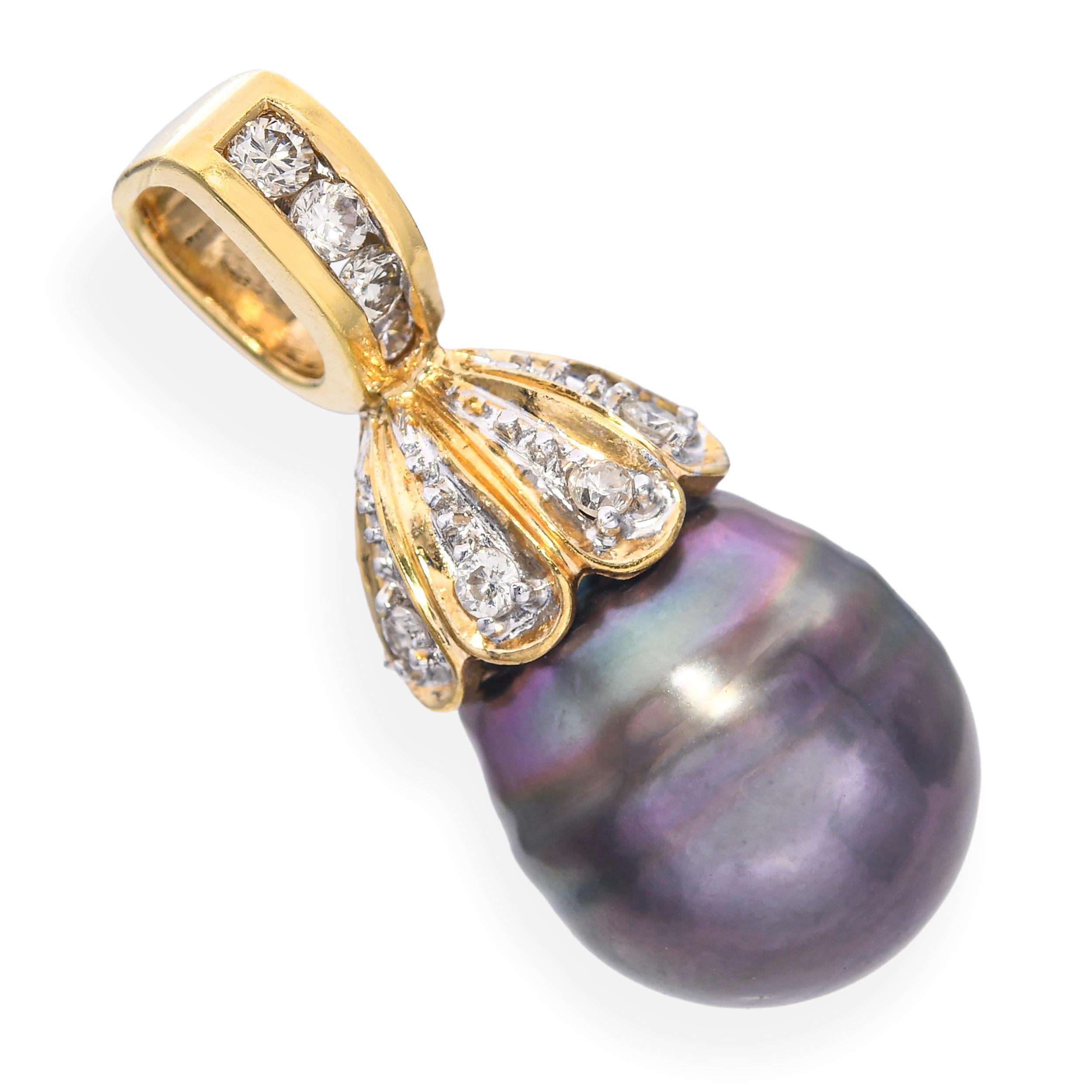 Vintage 18k Yellow Gold Diamond and Tahitian Pearl Pendant