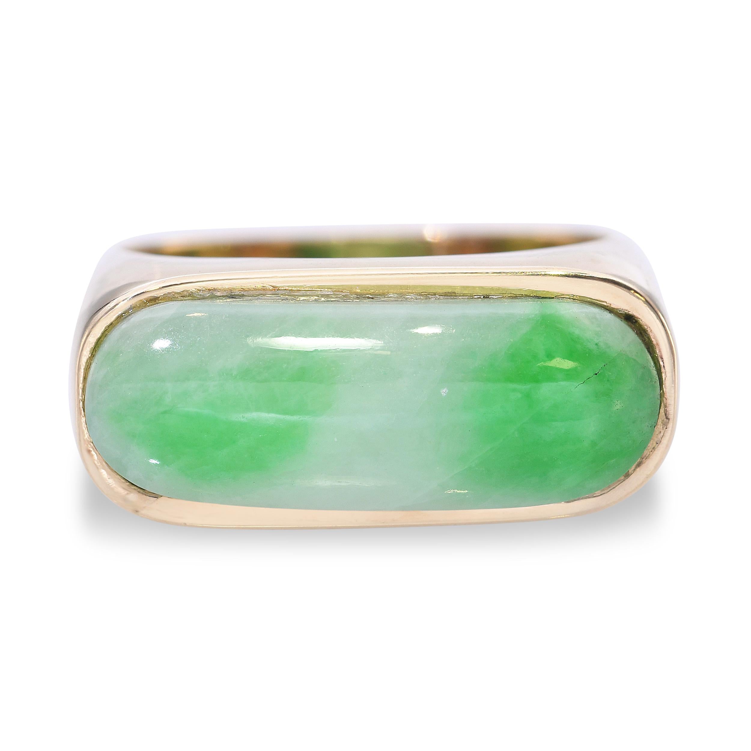 Vintage Yellow Gold 3.15ct Green Jade Signet Style Ring