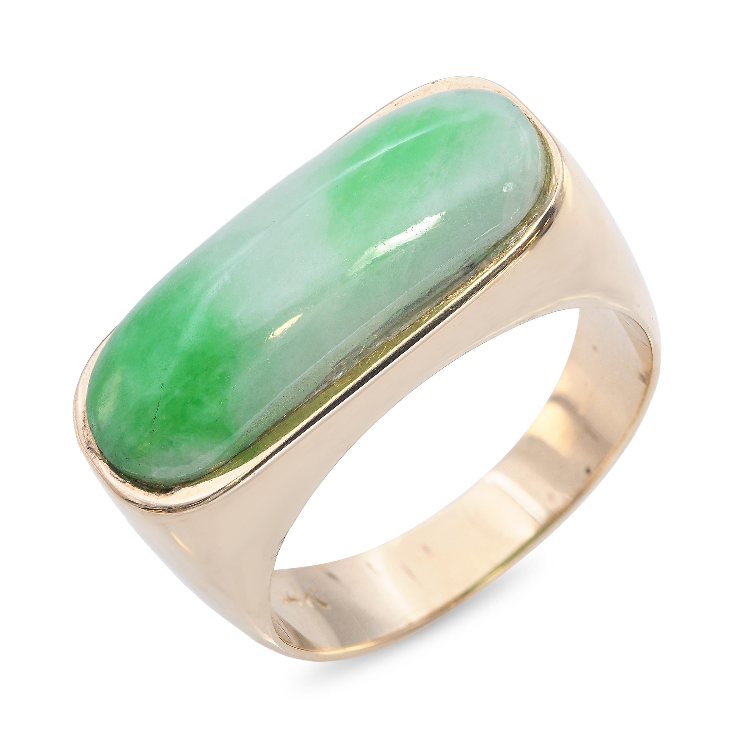 Vintage Yellow Gold 3.15ct Green Jade Signet Style Ring