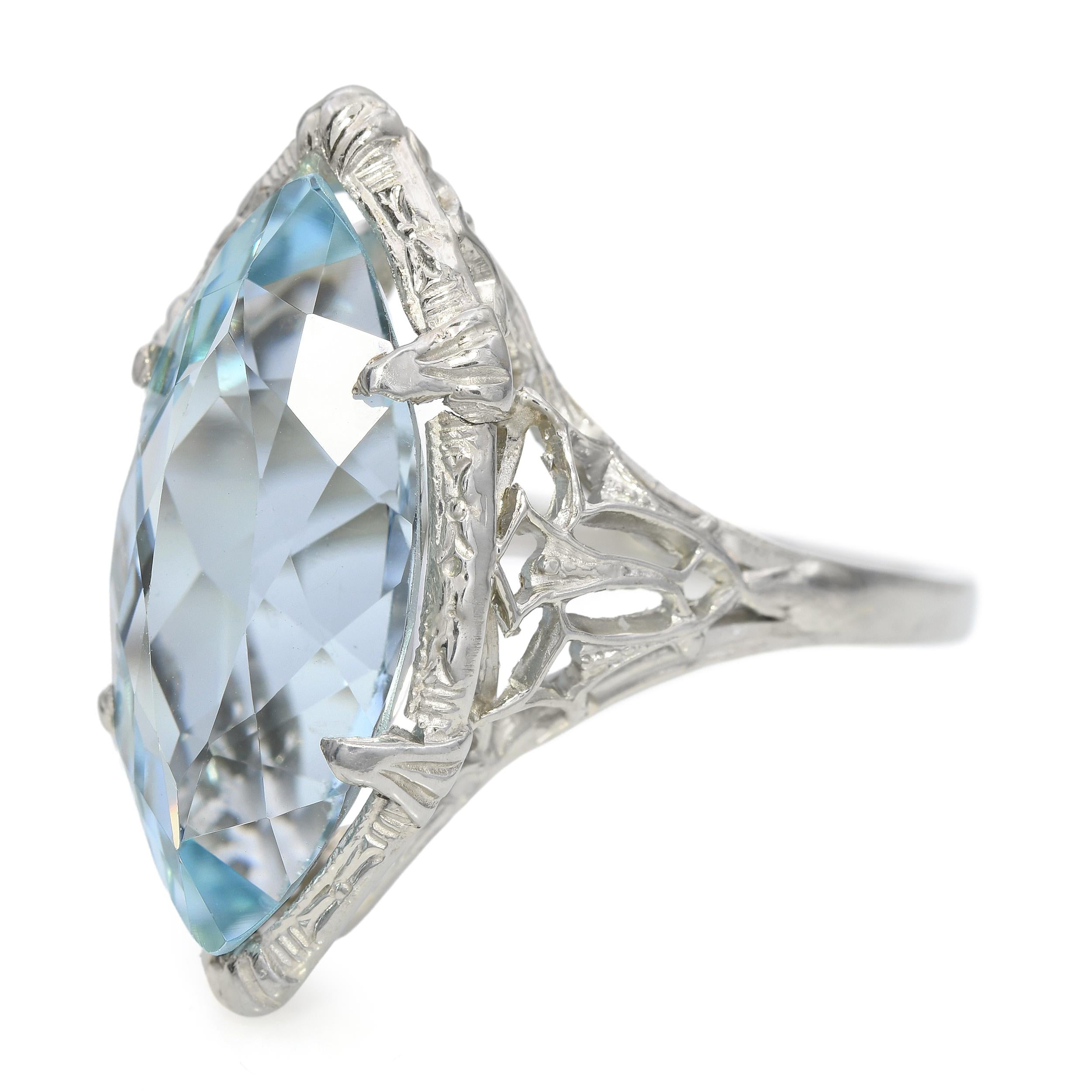 Vintage 18k White Gold Marquise Aquamarine Filigree Ring