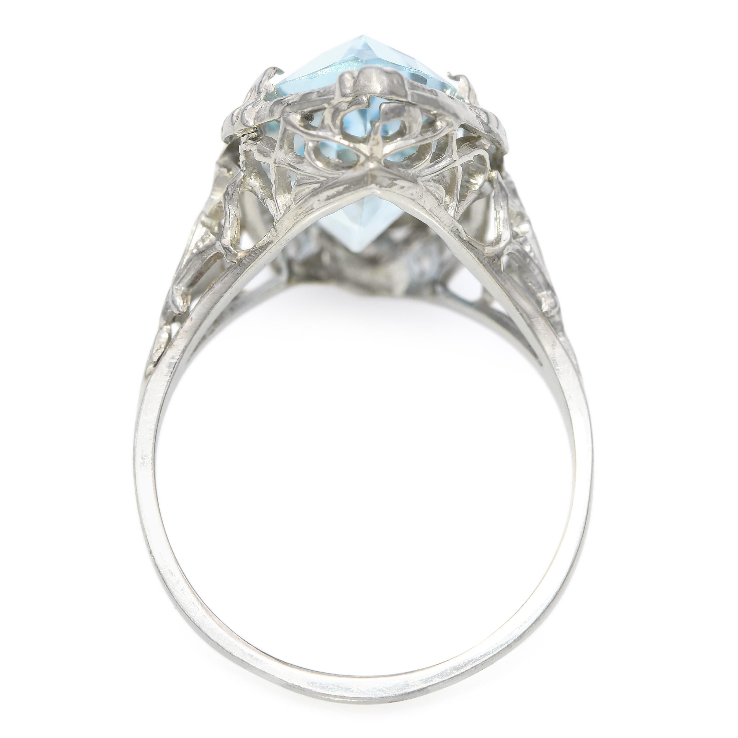 Vintage 18k White Gold Marquise Aquamarine Filigree Ring