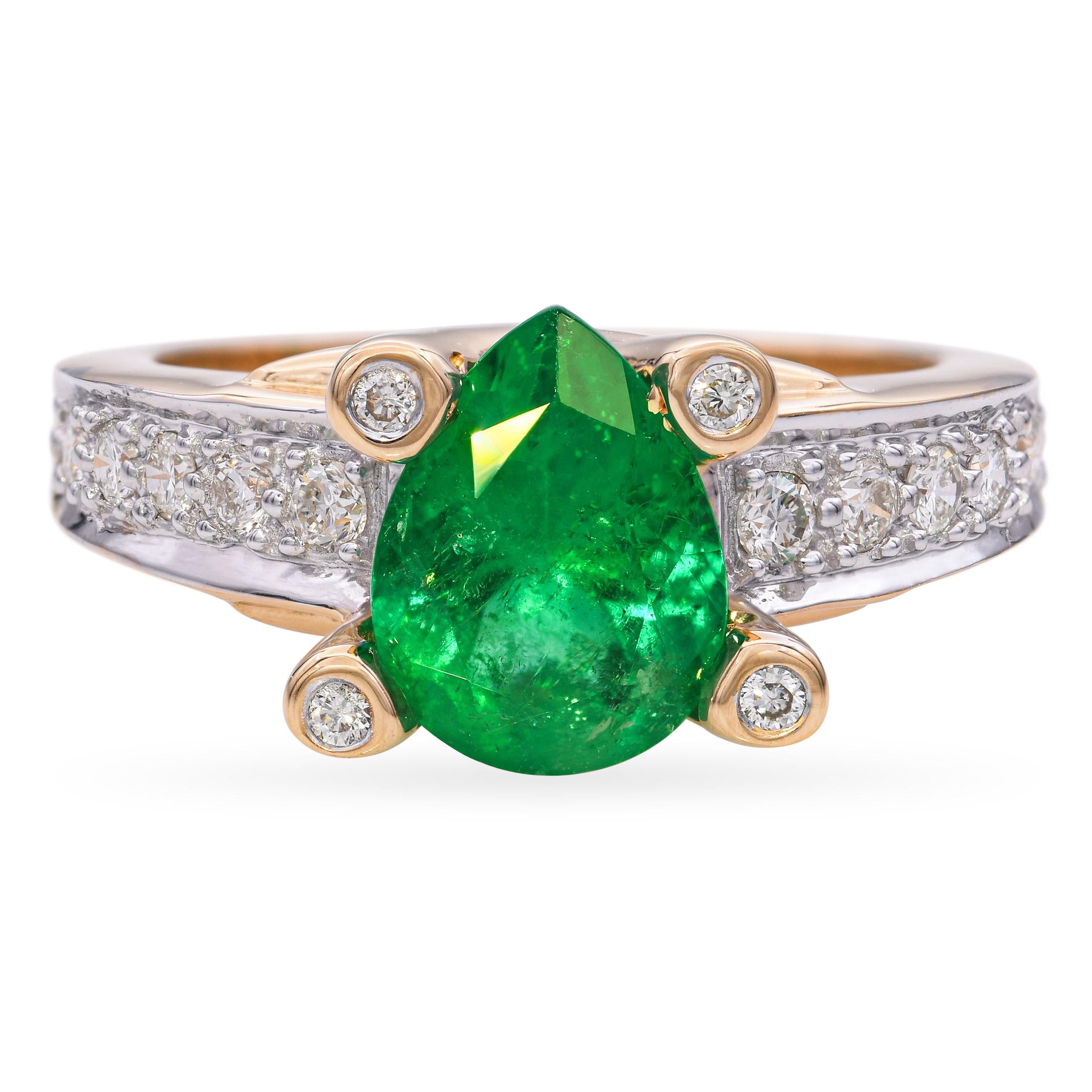 Vintage 18k Yellow Gold Pear Shaped Emerald and Diamond Ring