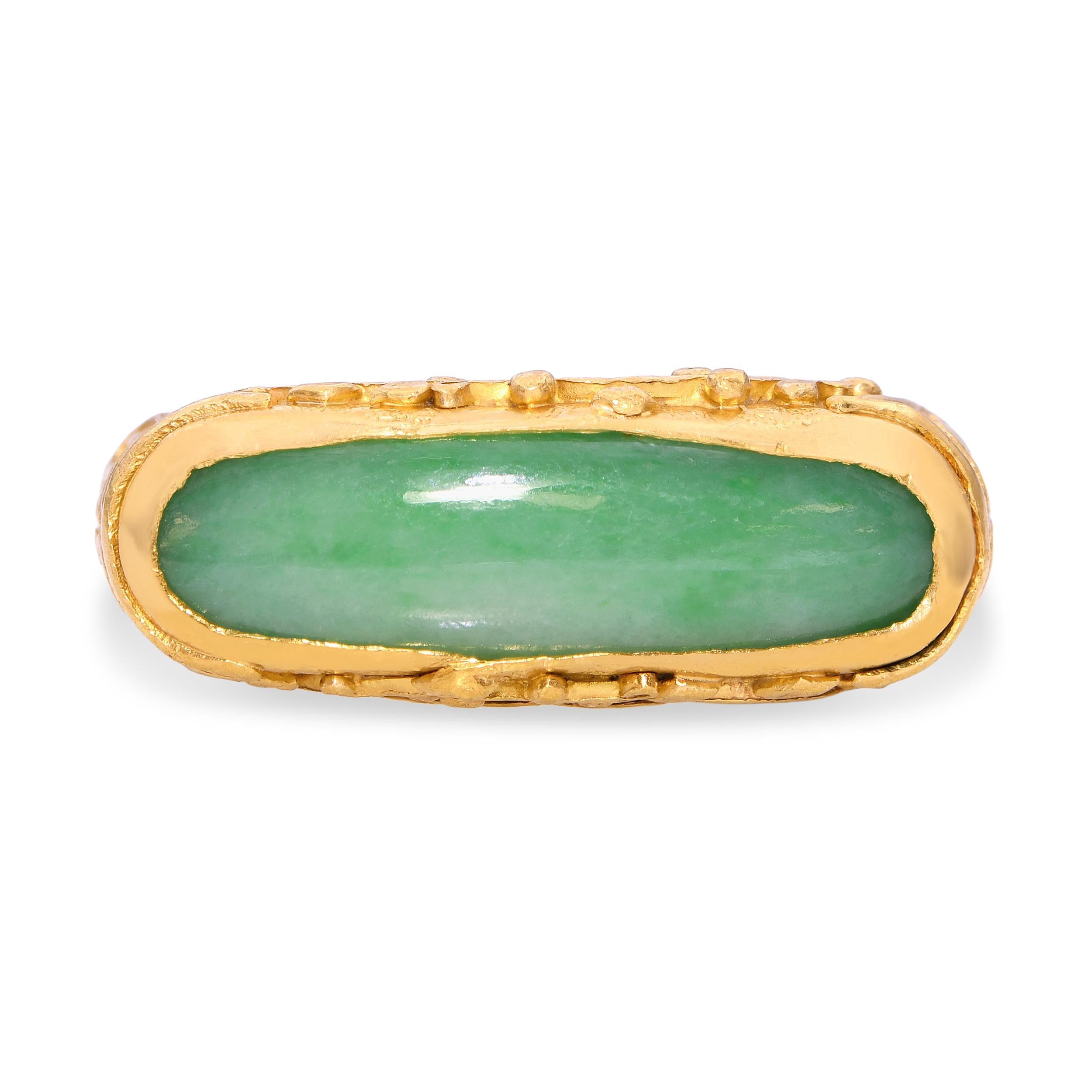 Vintage 23k Yellow Gold Floral Motif Jadeite Ring
