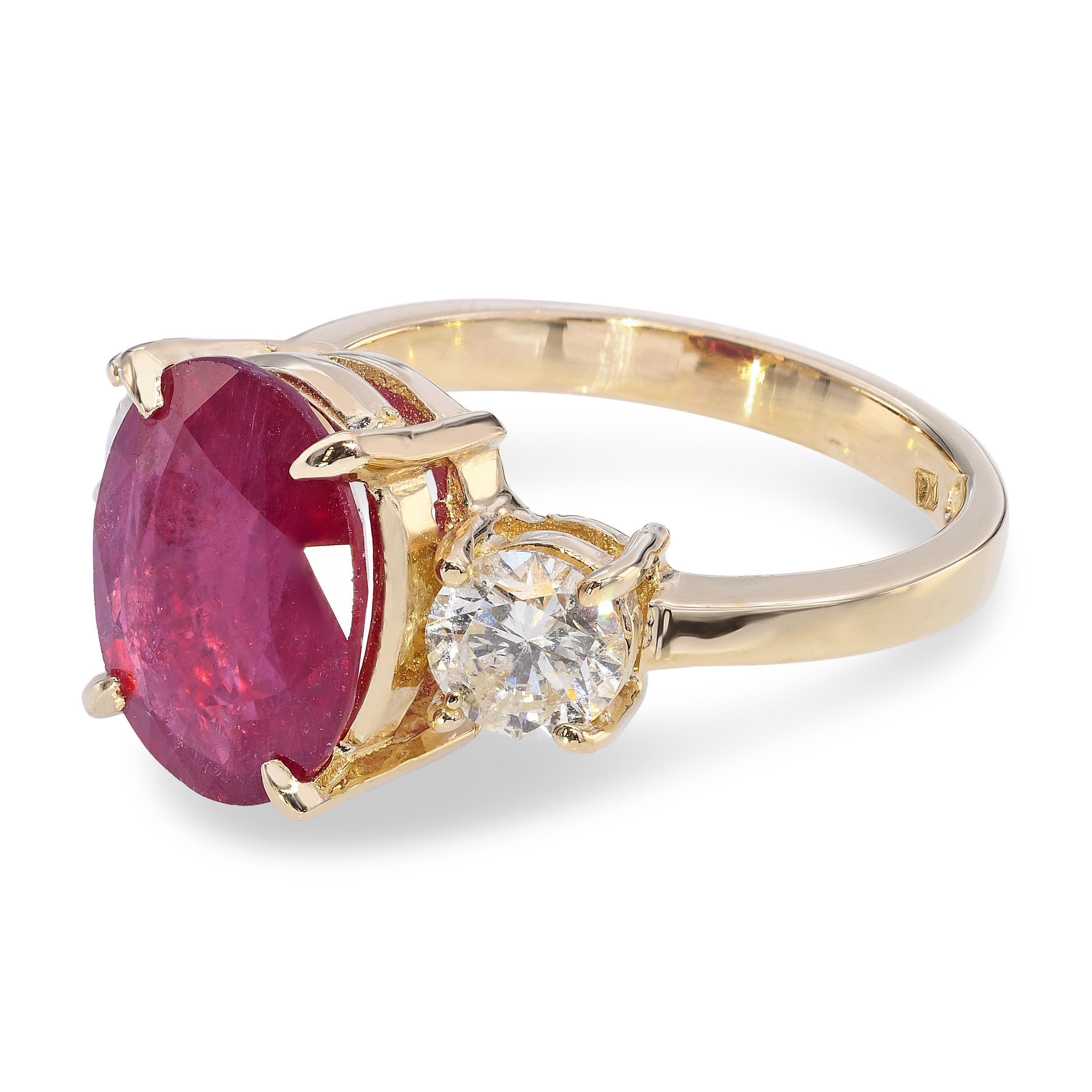 Vintage 14k Yellow Gold 3.15ct Ruby and Diamond Ring
