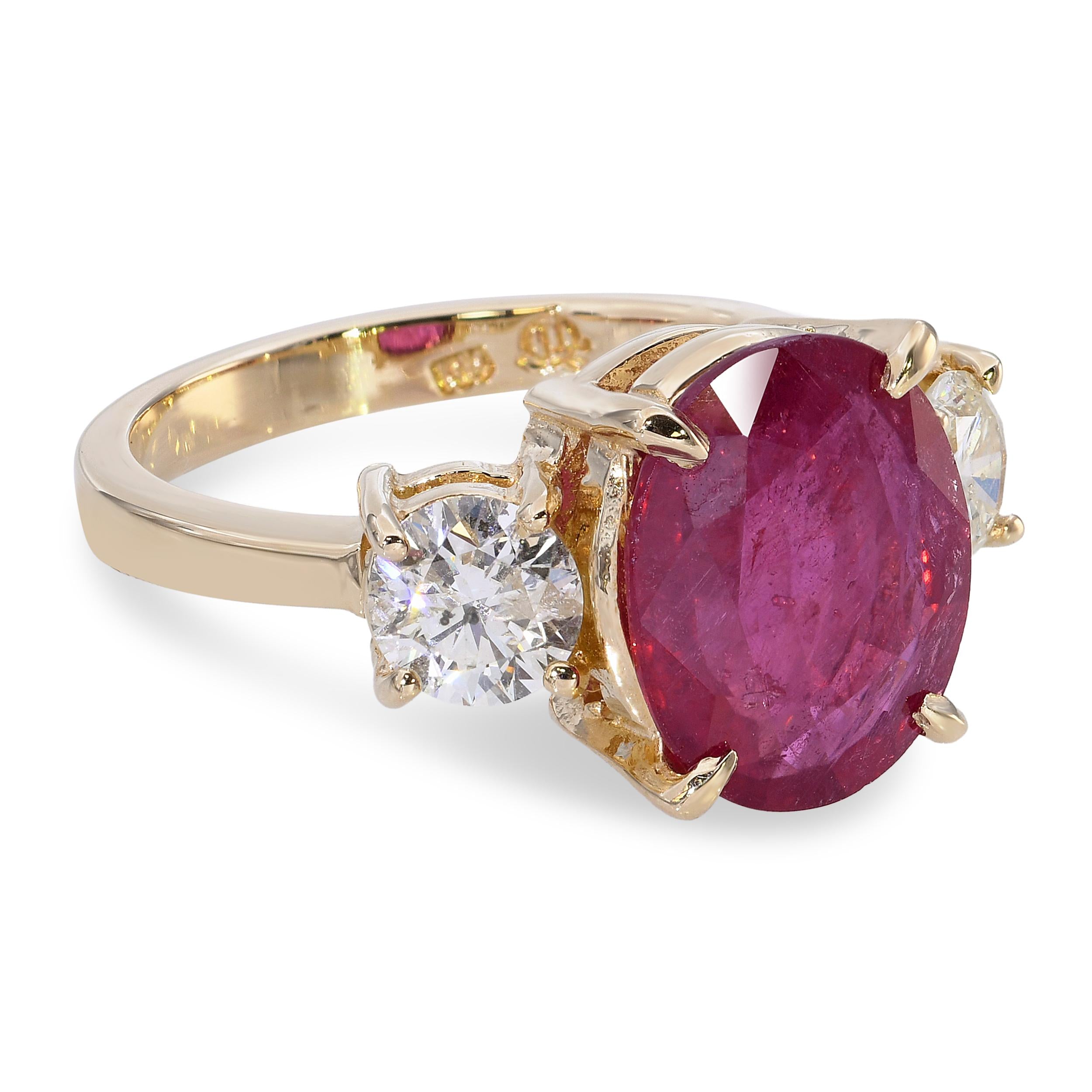 Vintage 14k Yellow Gold 3.15ct Ruby and Diamond Ring